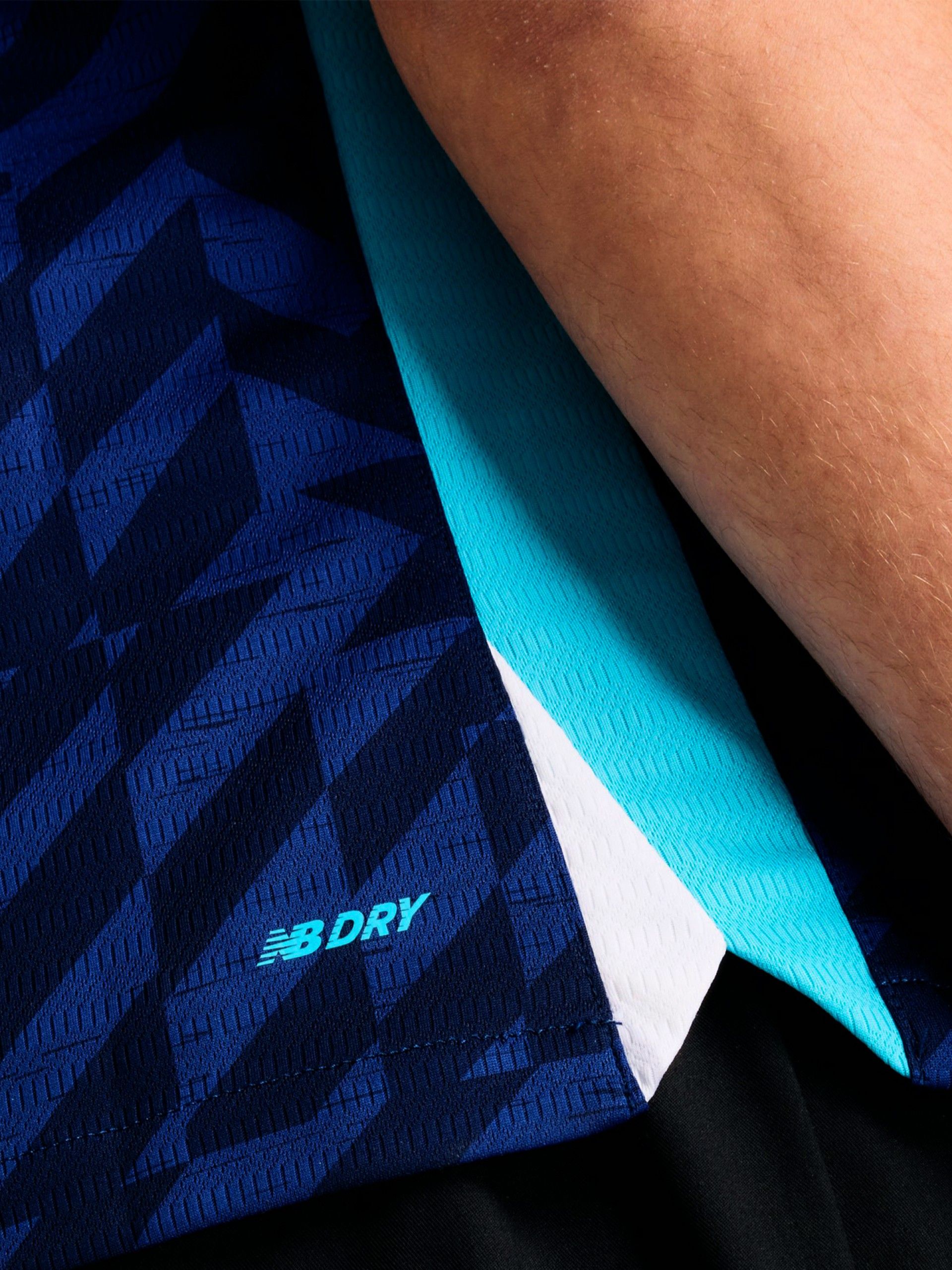 New Balance Camisola FCPorto 3º Equip. EP24/25 Azul Marinho New Balance