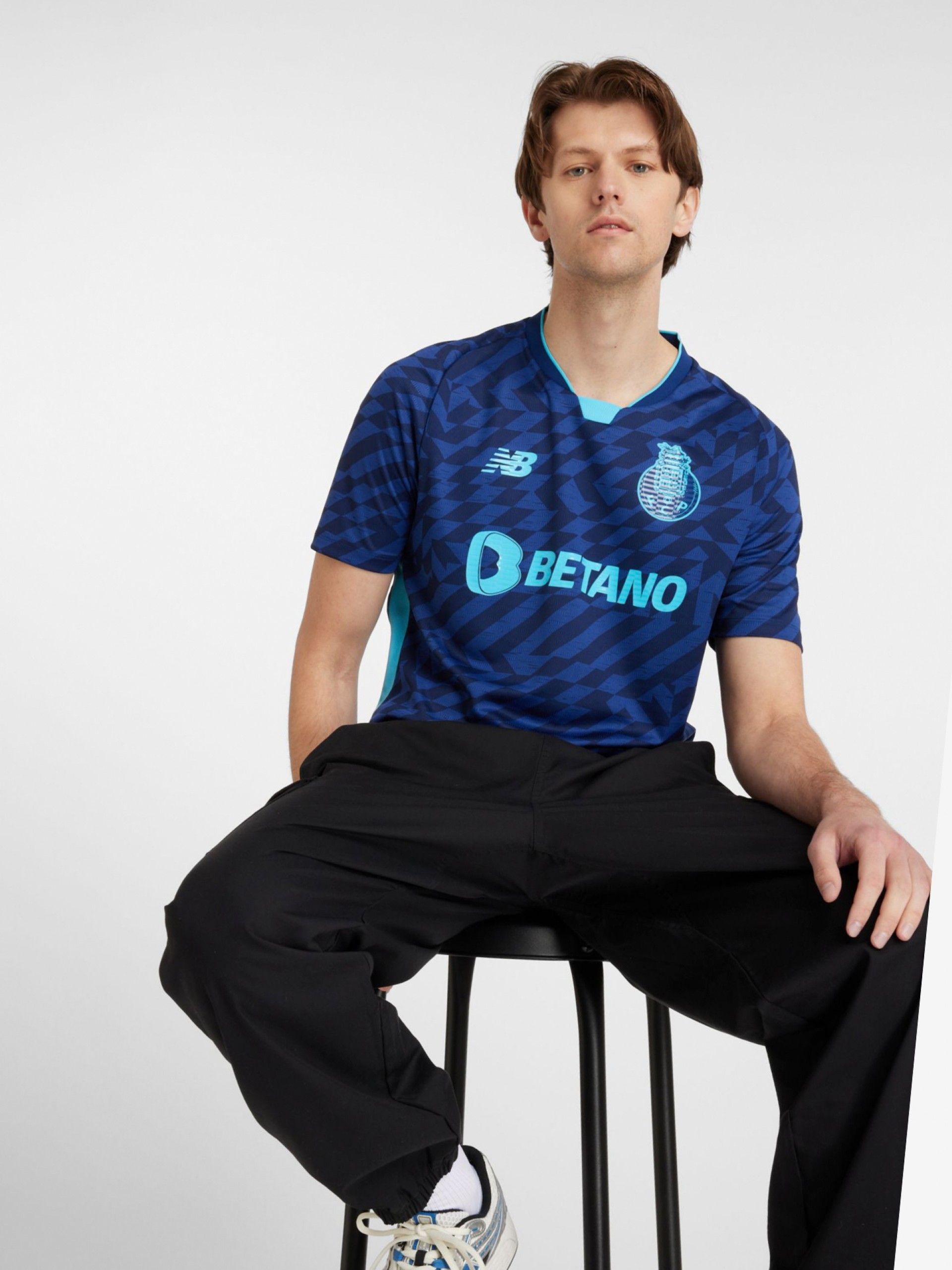 New Balance Camisola FCPorto 3º Equip. EP24/25 Azul Marinho New Balance