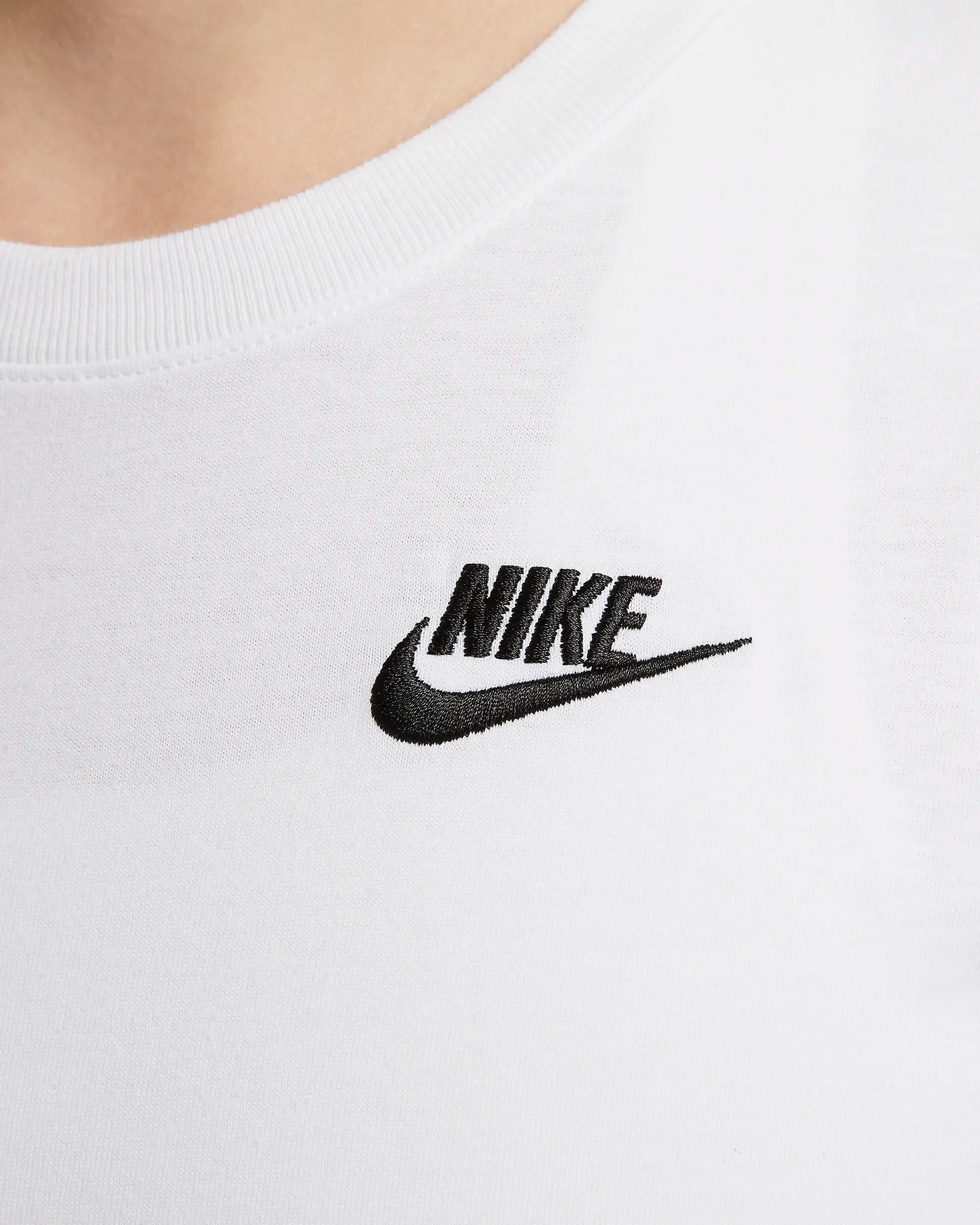 Nike T-Shirt Sportswear Club Branca Nike