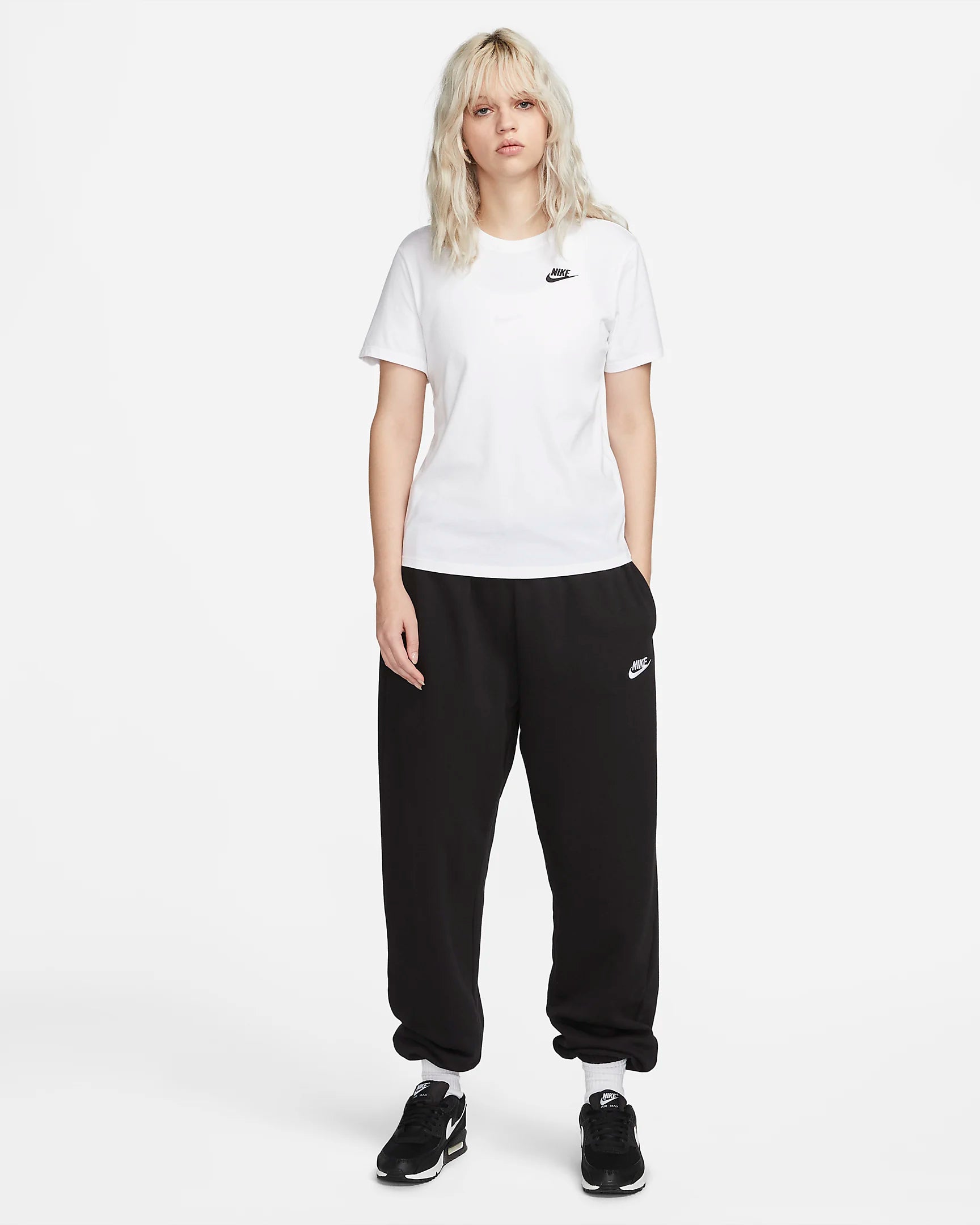 Nike T-Shirt Sportswear Club Branca Nike