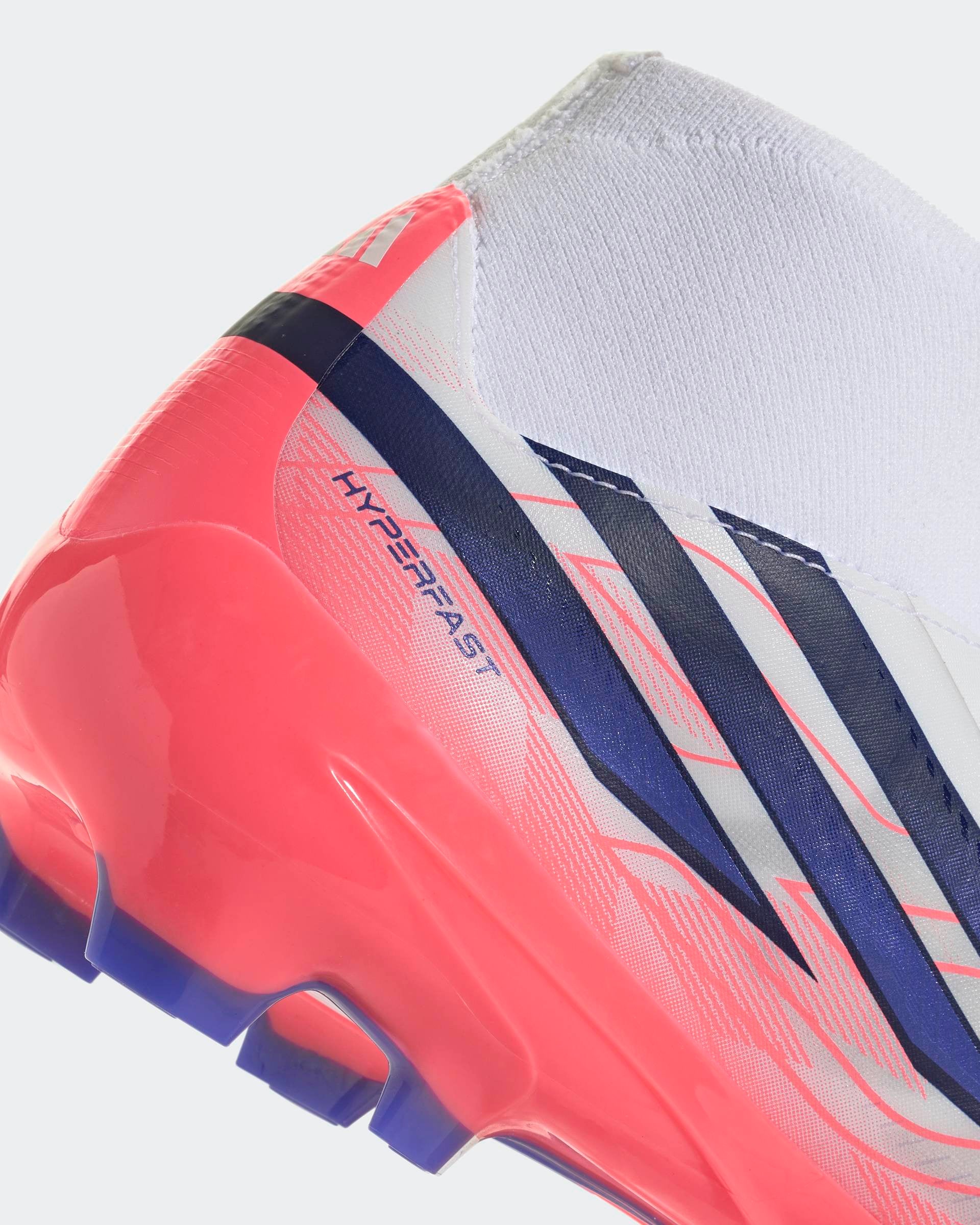 Chuteiras Adidas F50 Hyperfast League Mid FG Branco/Rosa Adidas