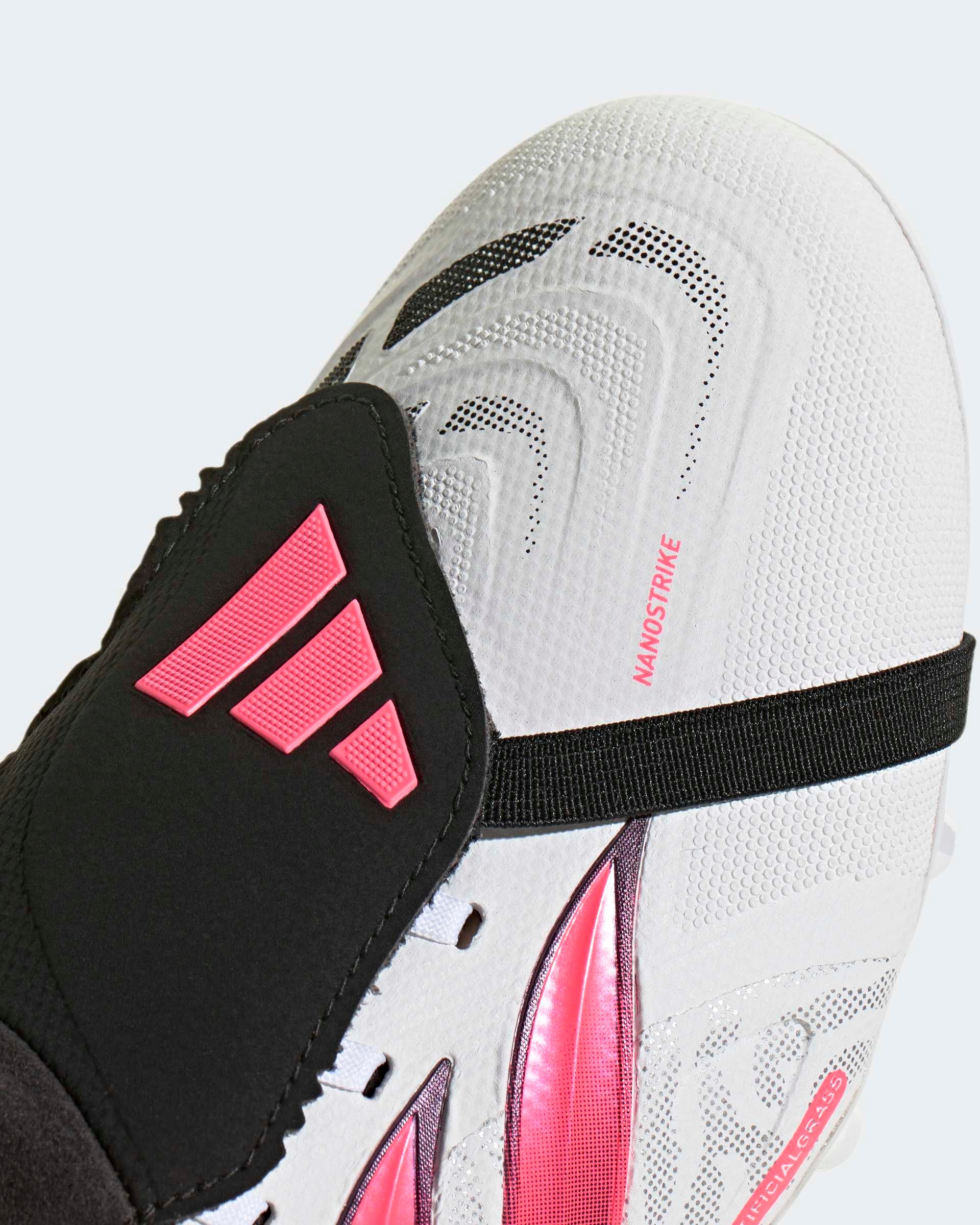 Chuteiras Adidas Predator League FT AG Branca/Rosa Adidas
