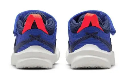 Nike Team Hustle 10 Branca Nike