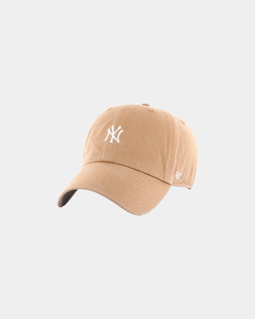 Boné 47 New York Yankees Base Runner Clean UP Bege Analyzing image BSRNR17GWSKH
