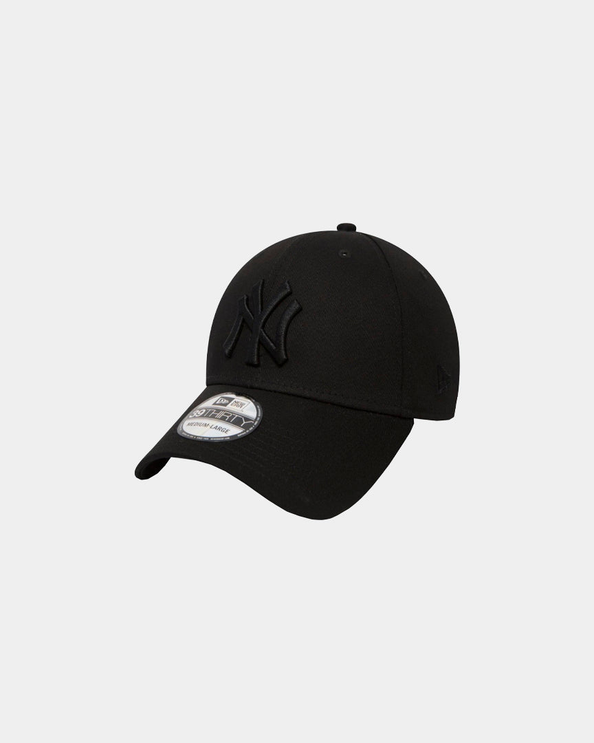 Boné New Era New York Yankees Classic Logo 39THIRTY Preto New Era