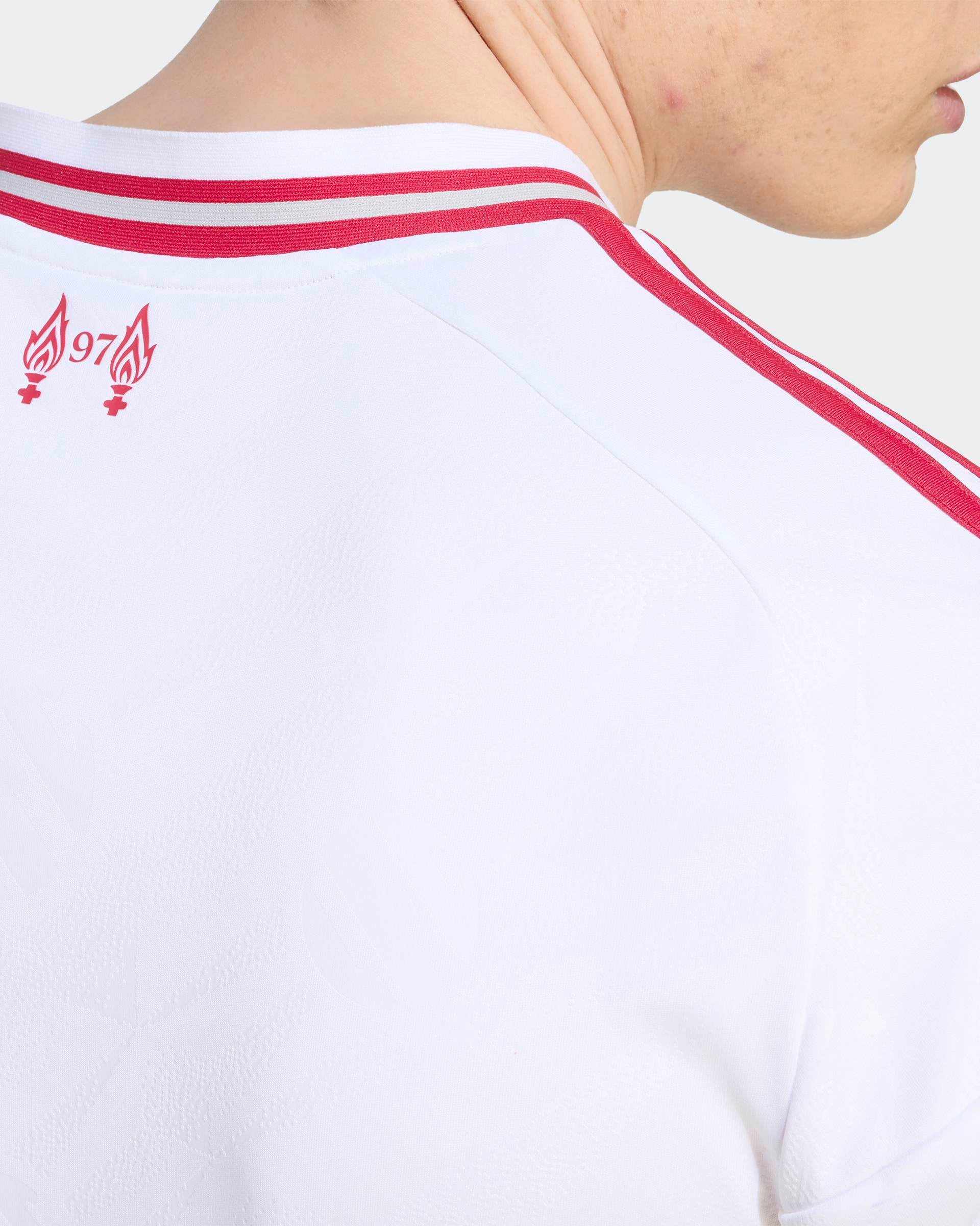 Camisola Alternativa Adidas Liverpool FC 26/27 Branca Adidas