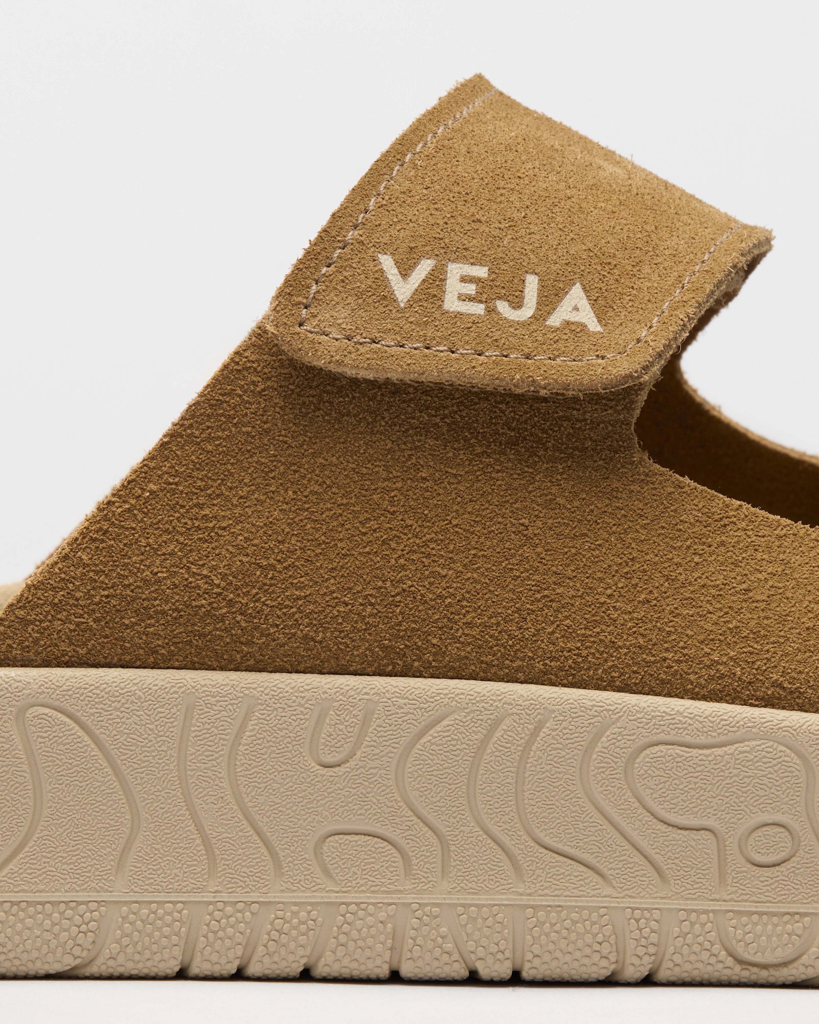 Chinelos Unissexo Veja Etna Suede Soft Camel Veja