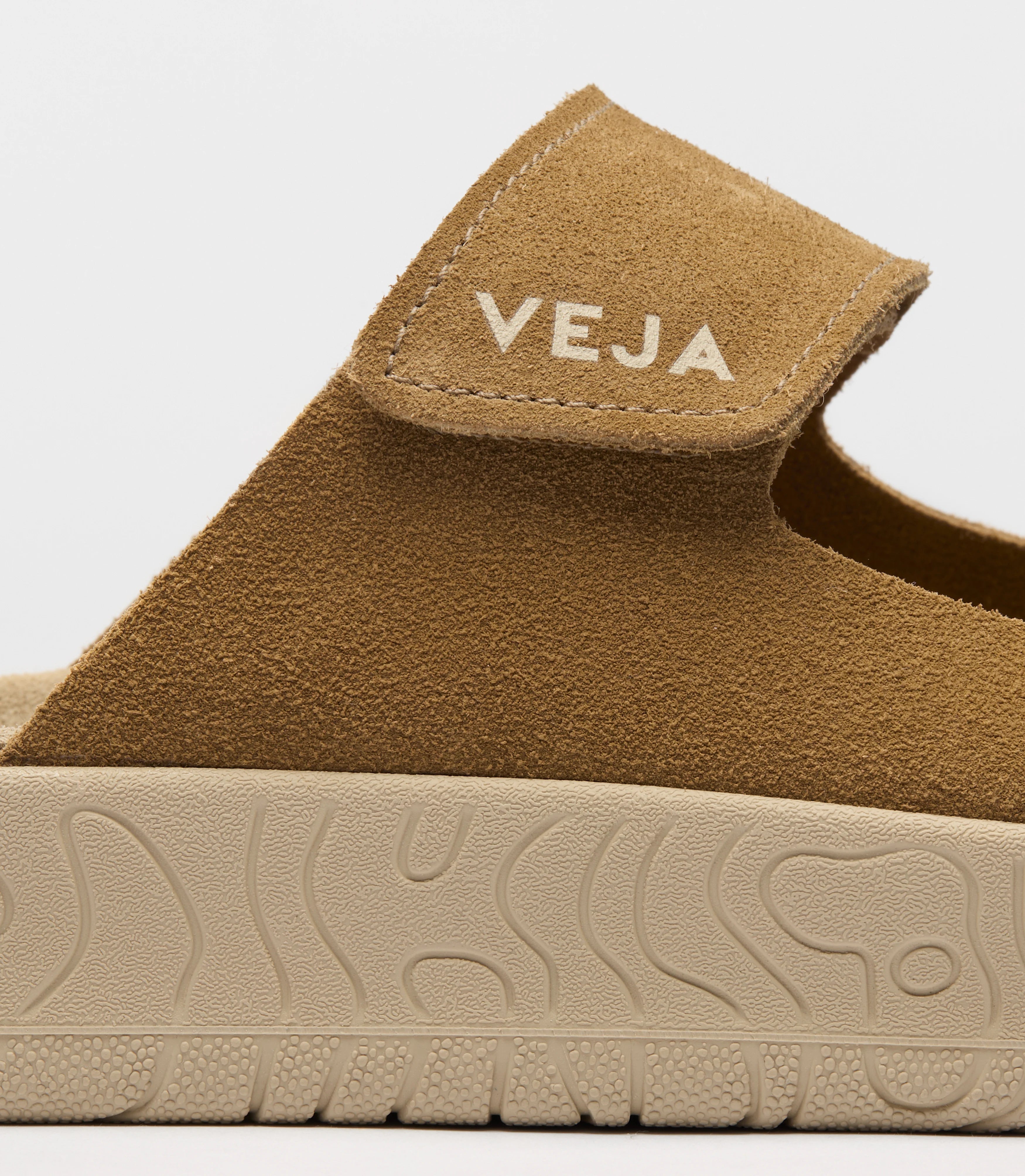 Chinelos Unissexo Veja Etna Suede Soft Camel Veja