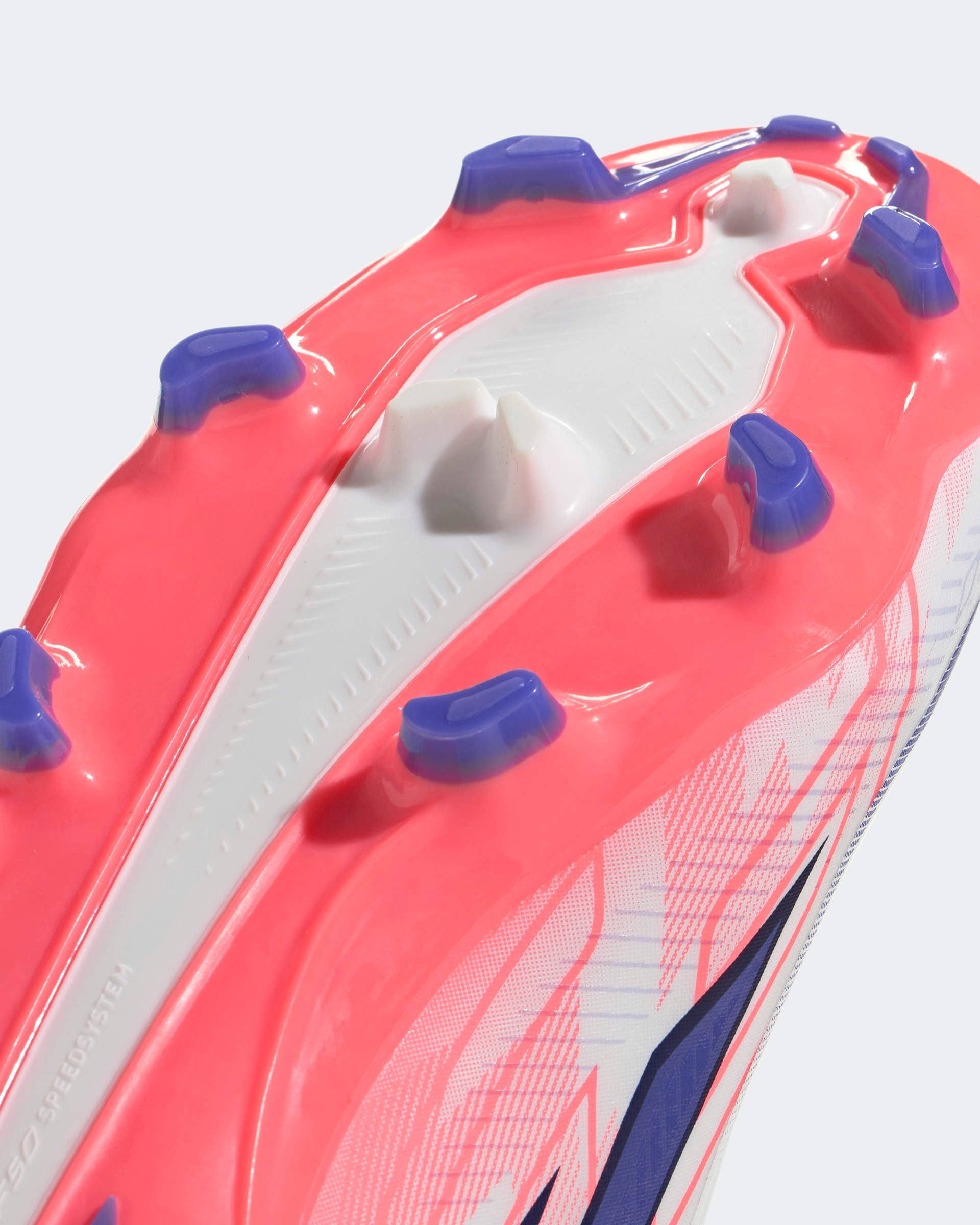 Chuteiras Adidas F50 Hyperfast League Mid FG Branco/Rosa Adidas