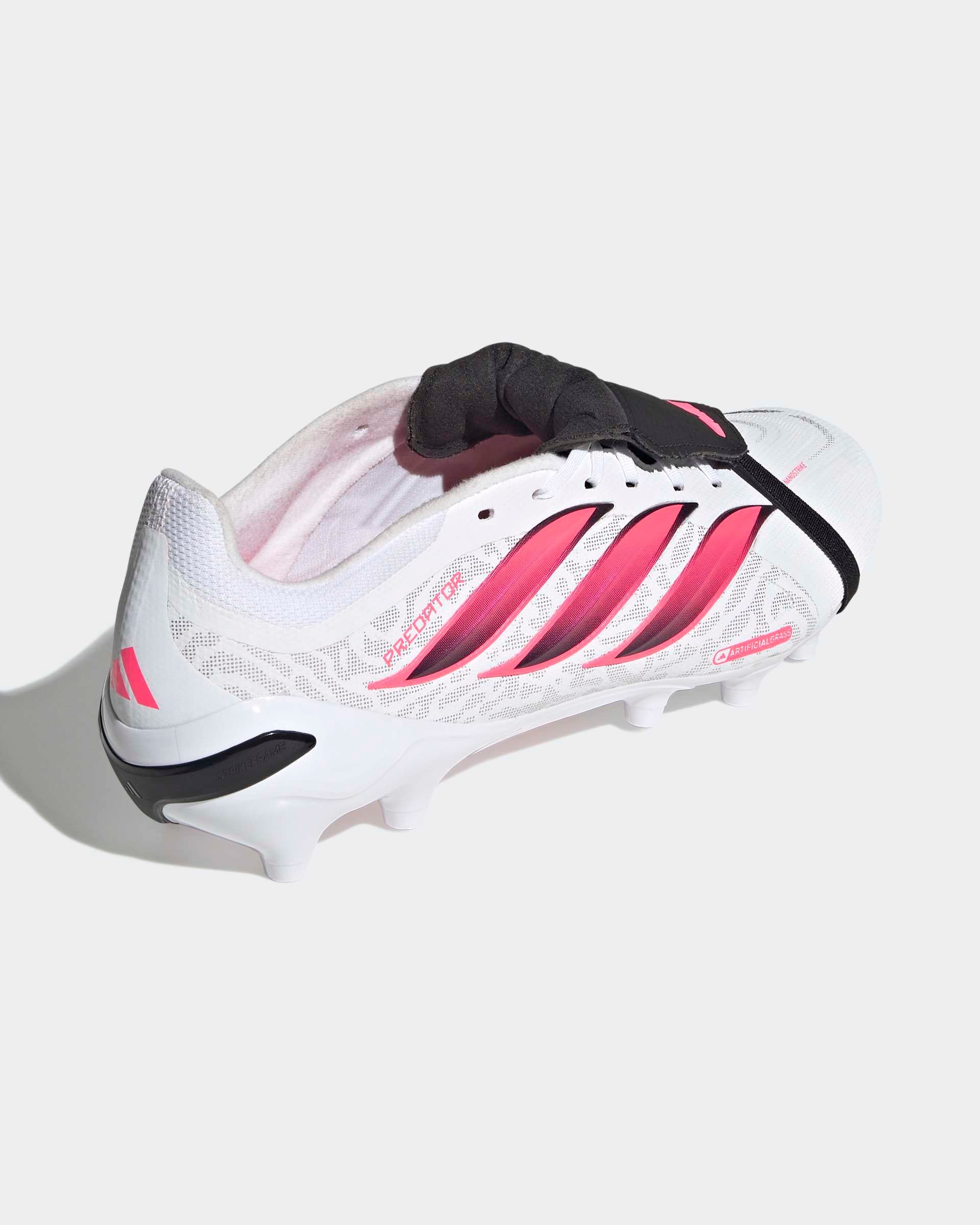 Chuteiras Adidas Predator League FT AG Branca/Rosa Adidas