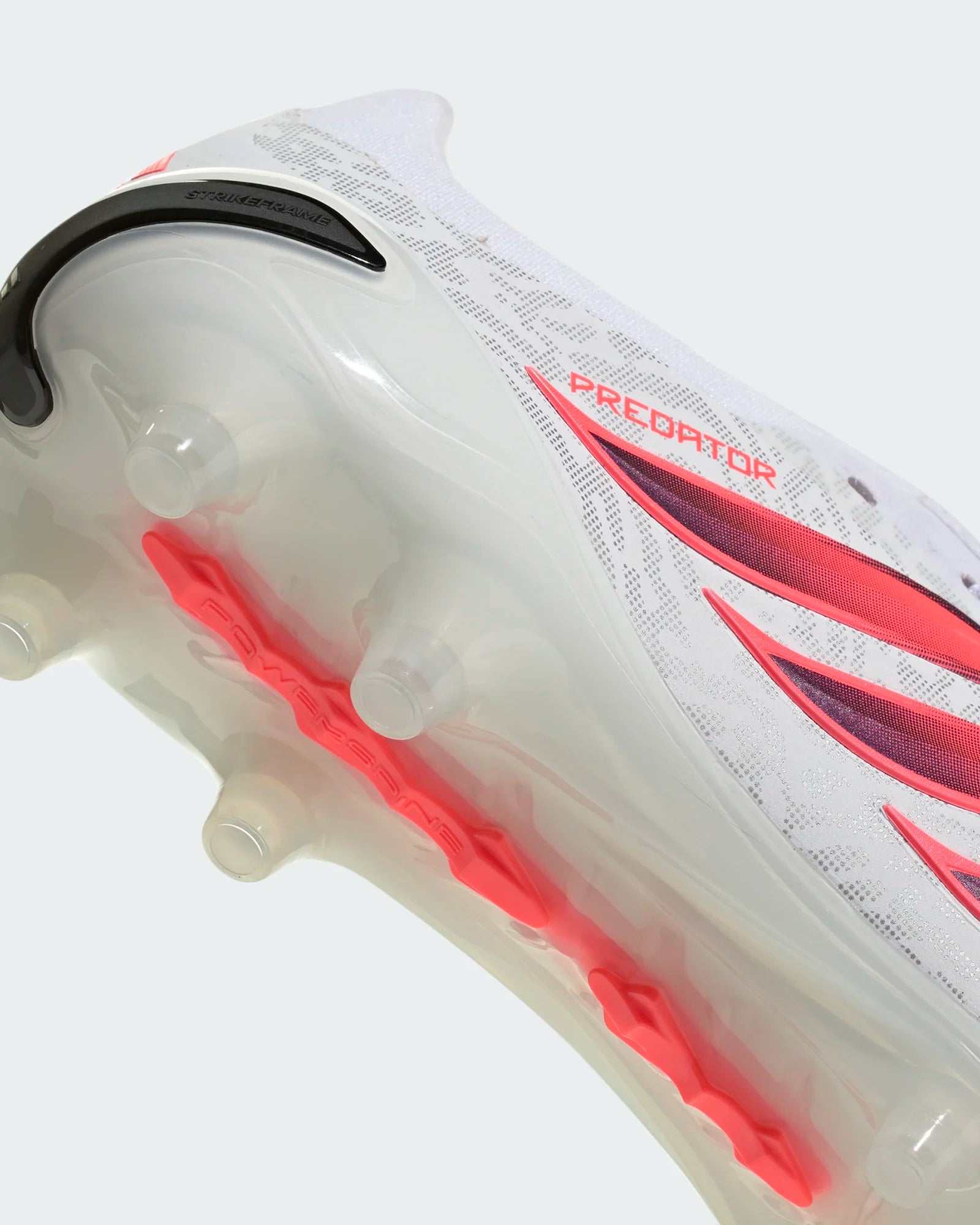Chuteiras Adidas Predator Pro FT AG Branco/Rosa Adidas