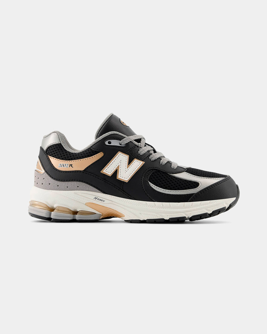 sapatilhas New Balance 2002 Preta GC2002PO