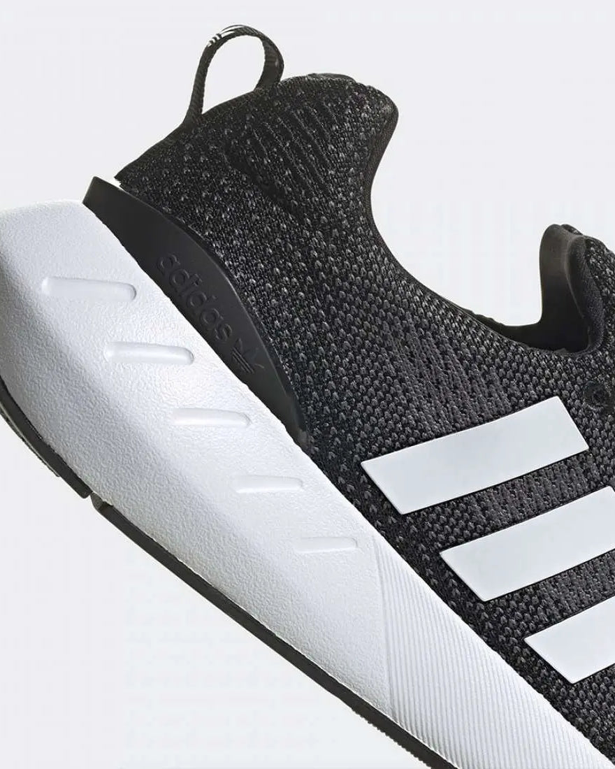 Adidas Swift Run Preta Adidas