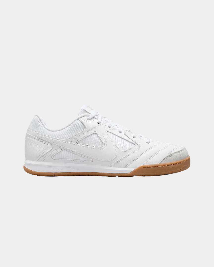 Nike Gato Branco HQ6019100