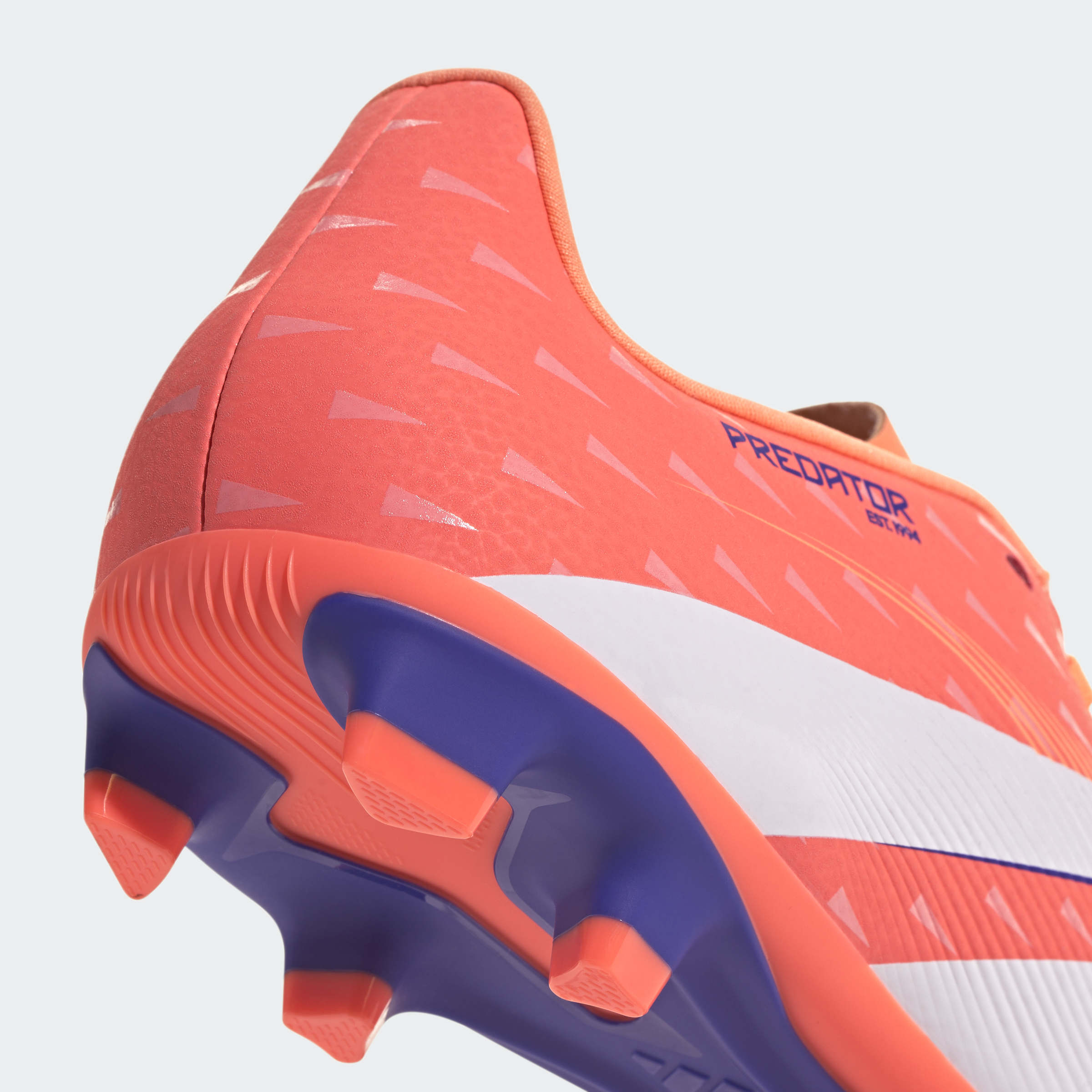 Chuteiras Adidas Predator Club FG/MG Laranja Adidas