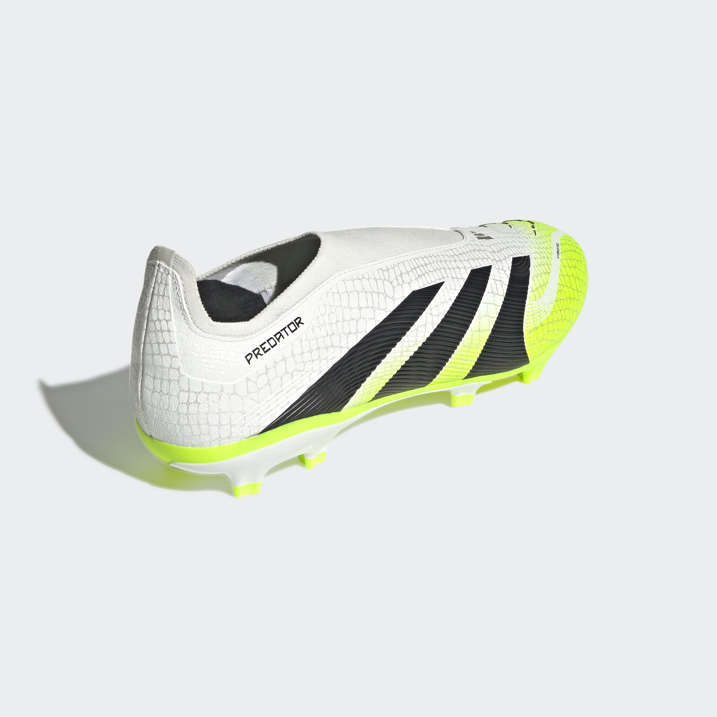 Adidas Predator League LL FG/MG Branca Adidas
