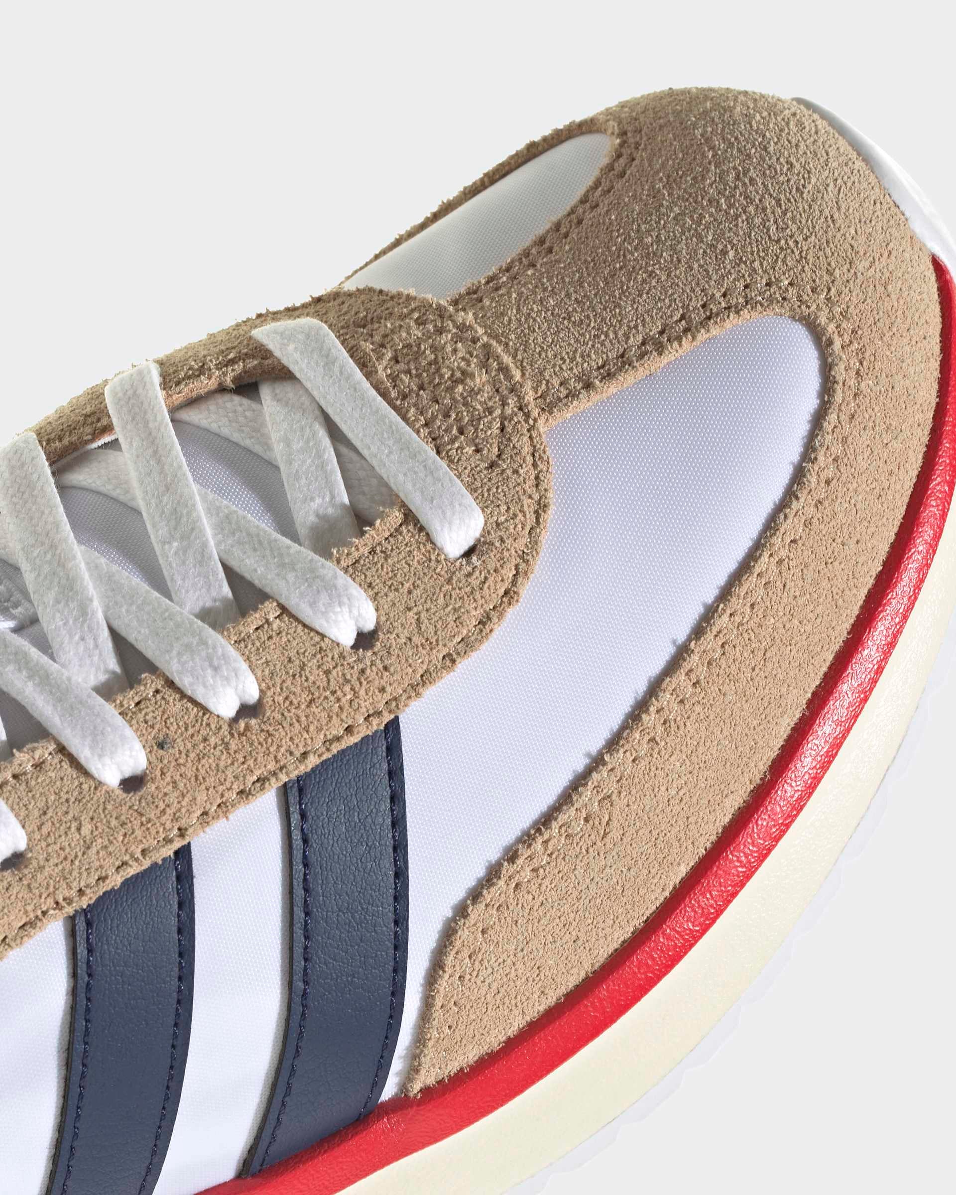 Adidas Run 70s 2.0 Branco/Bege/Marinho Adidas