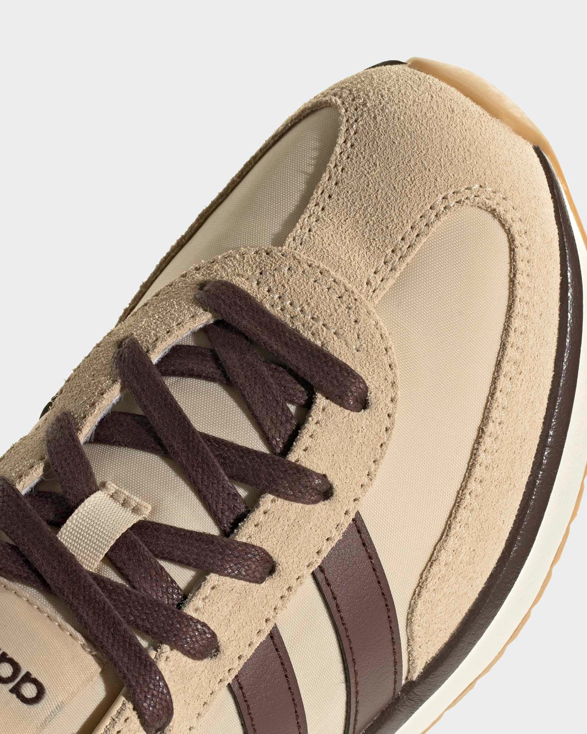 Adidas Run 70s 2.0 Bege/Castanho Adidas