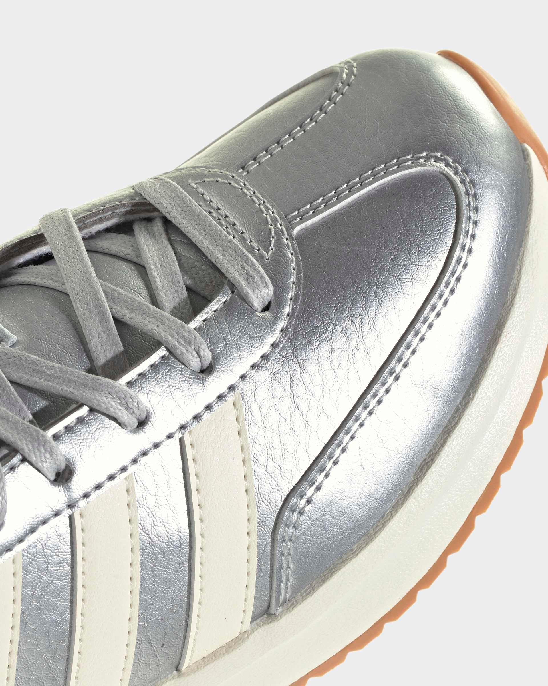 Adidas Run 70s 2.0 Prateada Adidas