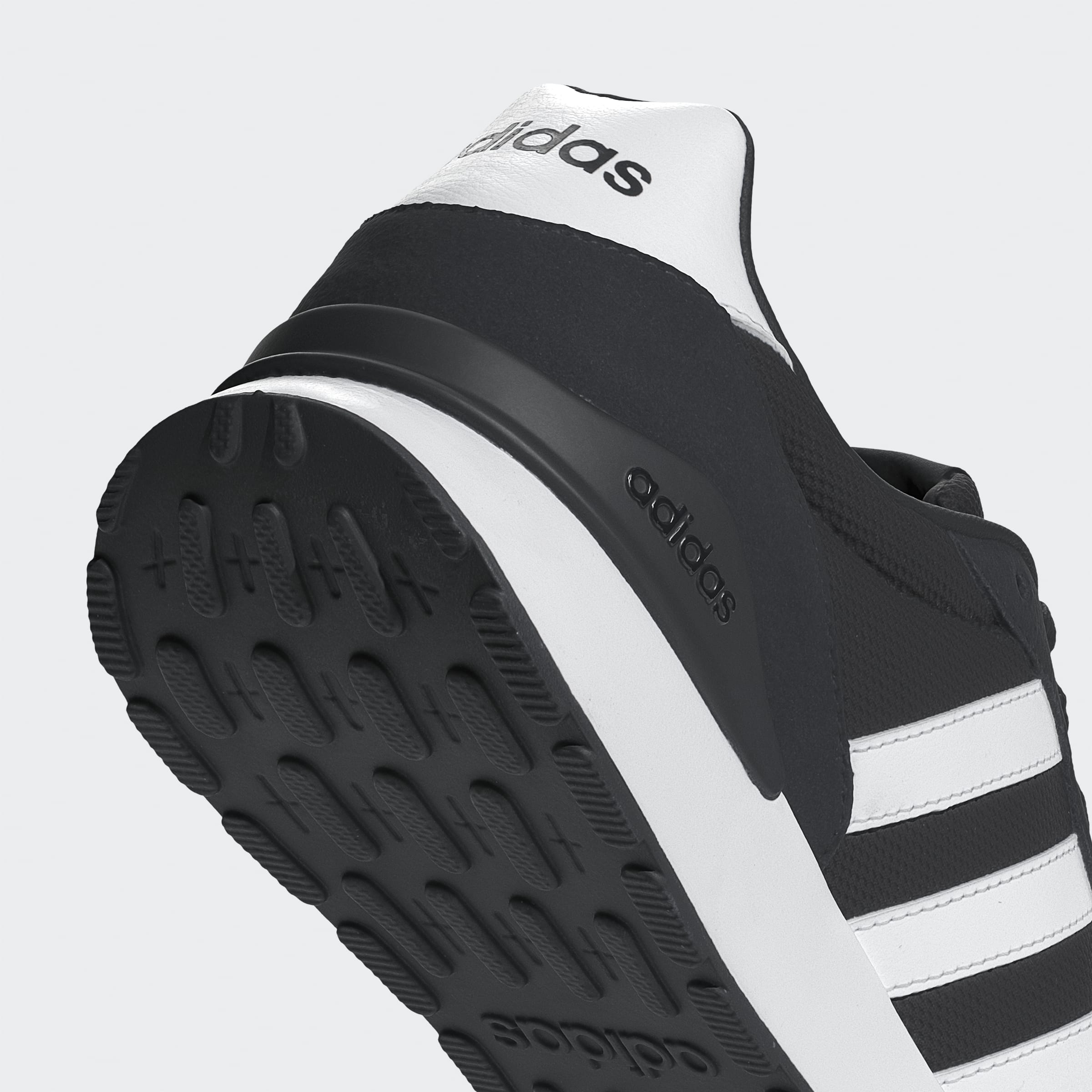 Adidas Run 60s 4.0 Preta/Branca Adidas