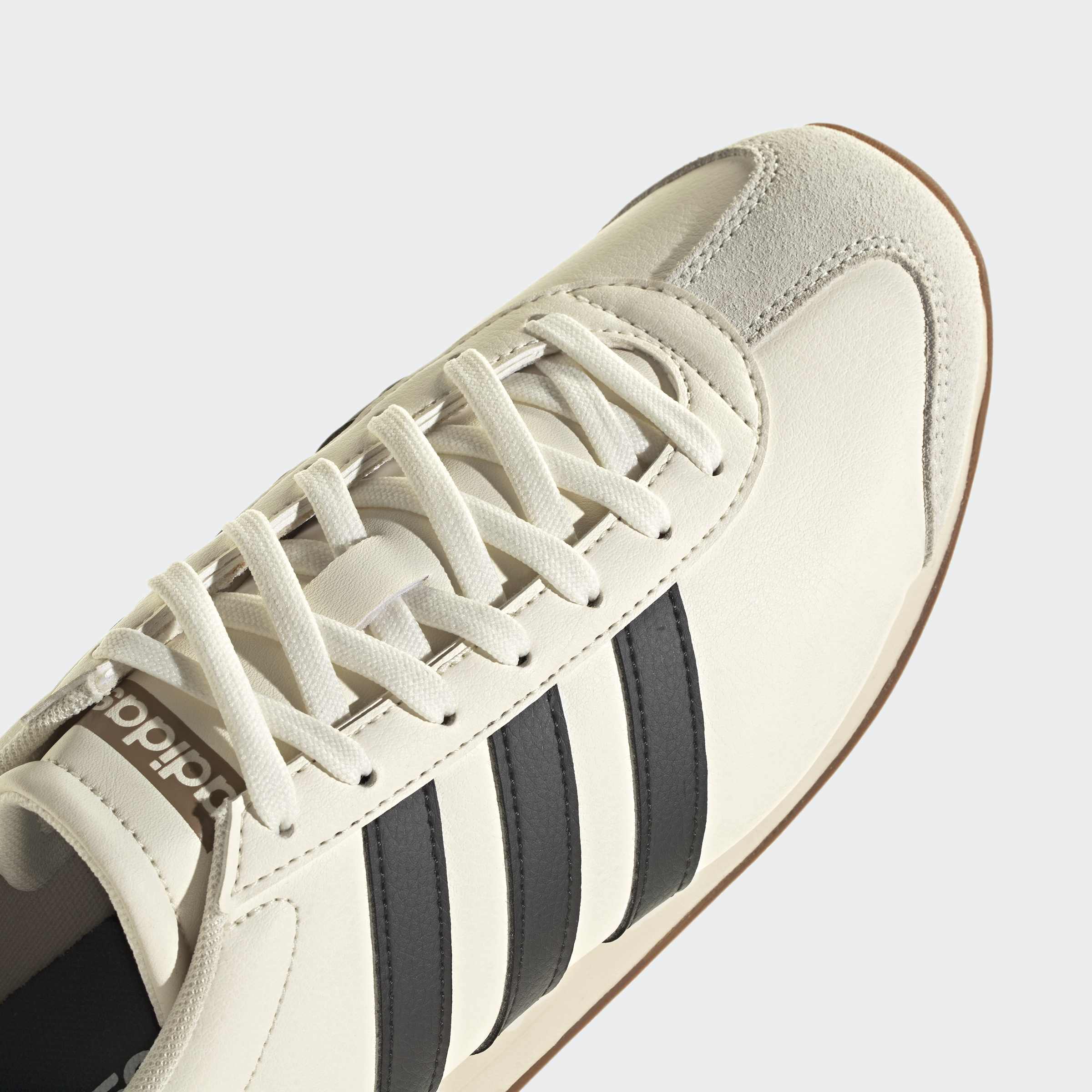 Adidas Runvista Branco/Preto Adidas