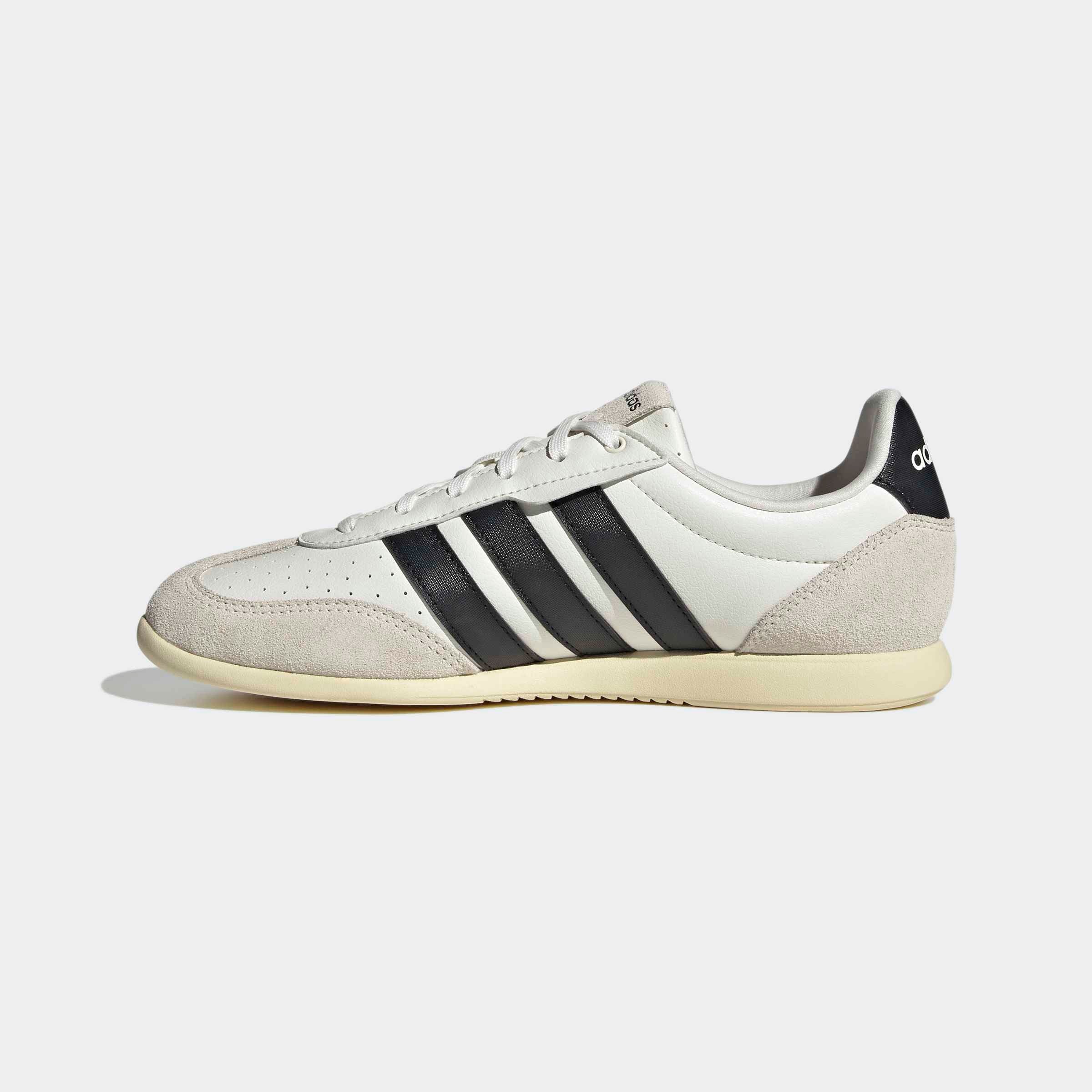Adidas Barreda Low Branco/Preto Adidas