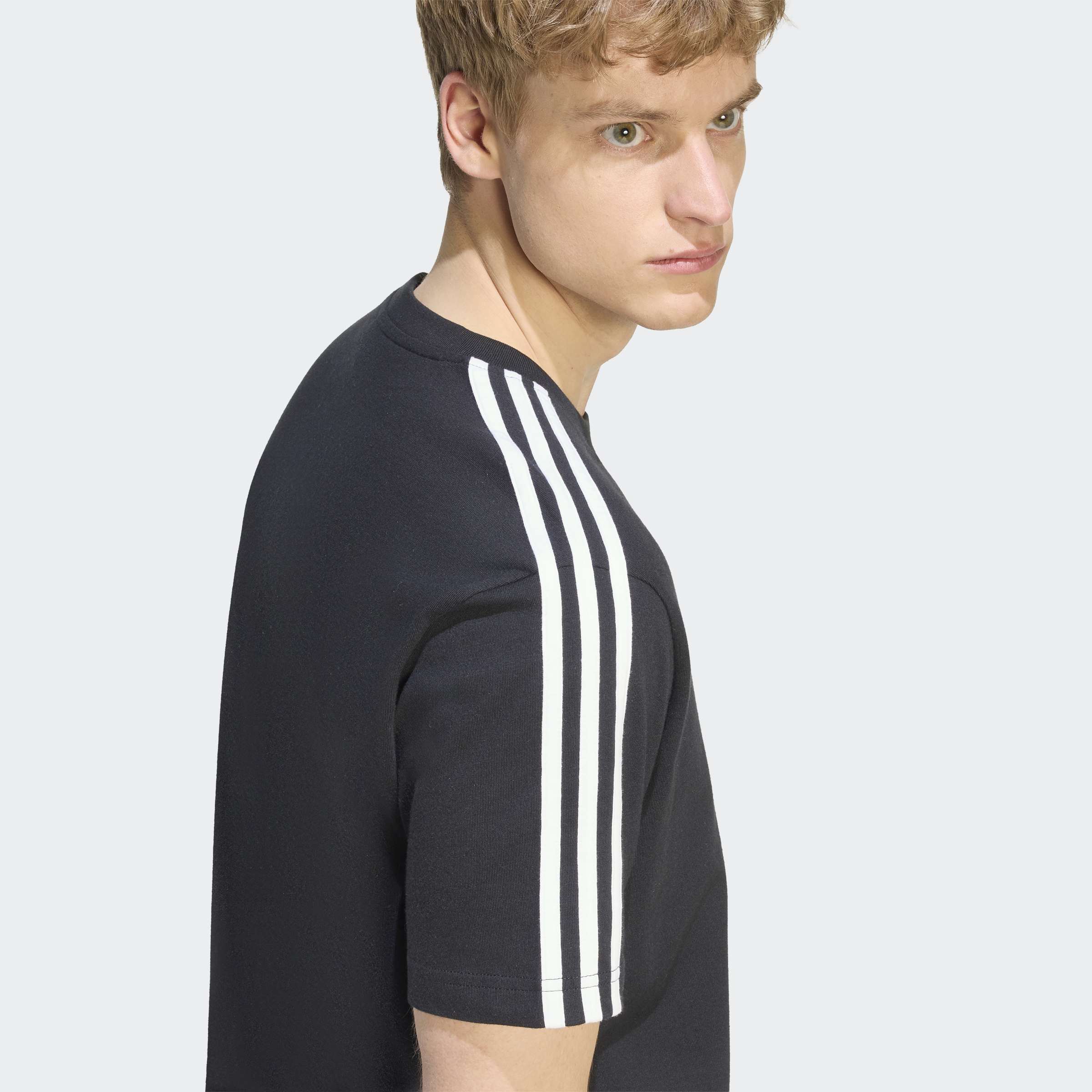 T-Shirt Adidas Homem Essentials 3-Stripes Preta Adidas