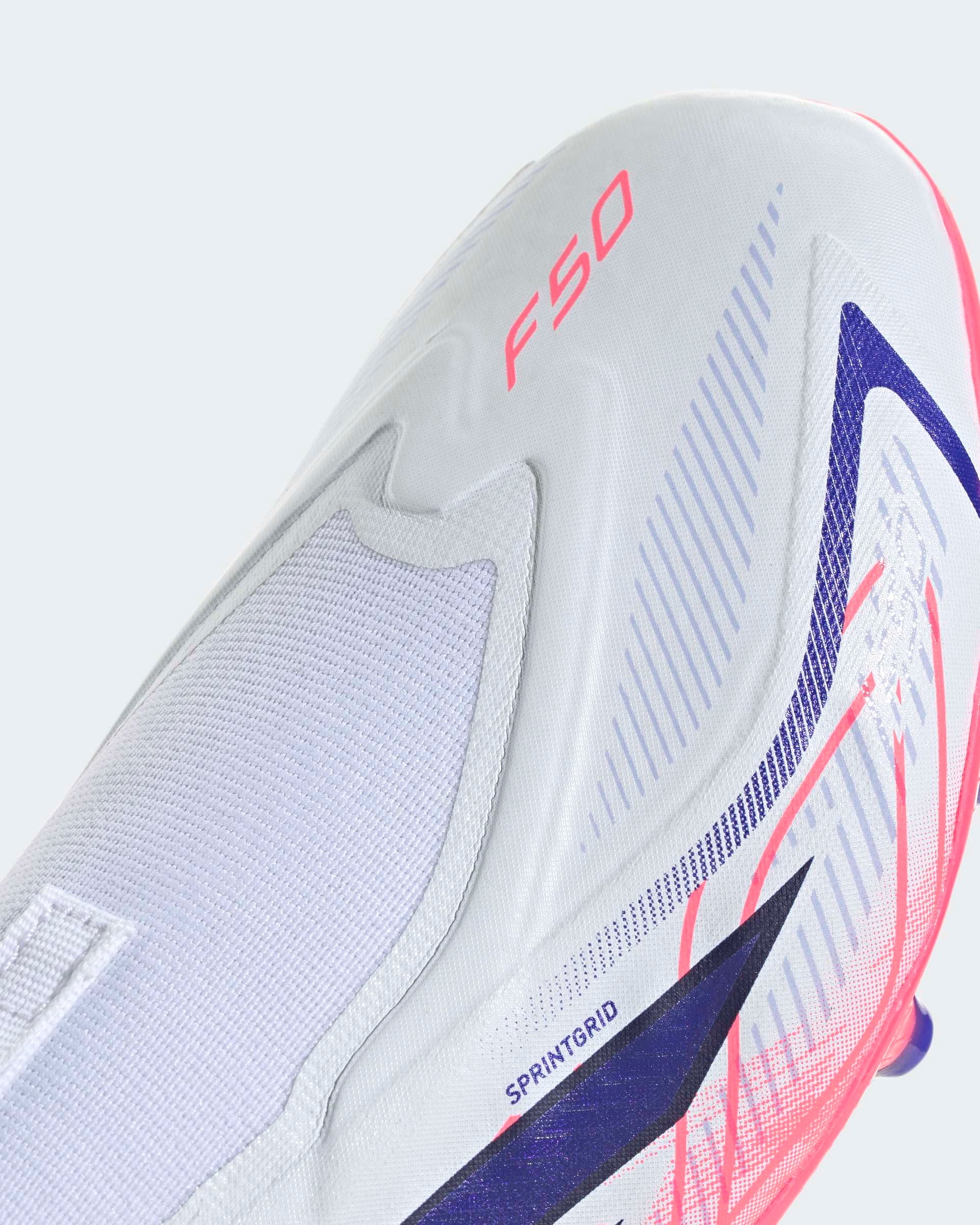 Chuteiras Adidas F50 Hyperfast League LL AG Júnior Branca/Rosa Adidas