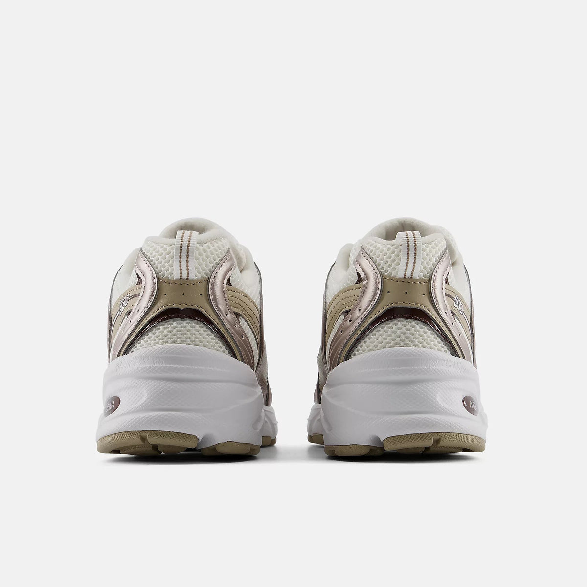 New Balance 530 Rosa Dourado New Balance