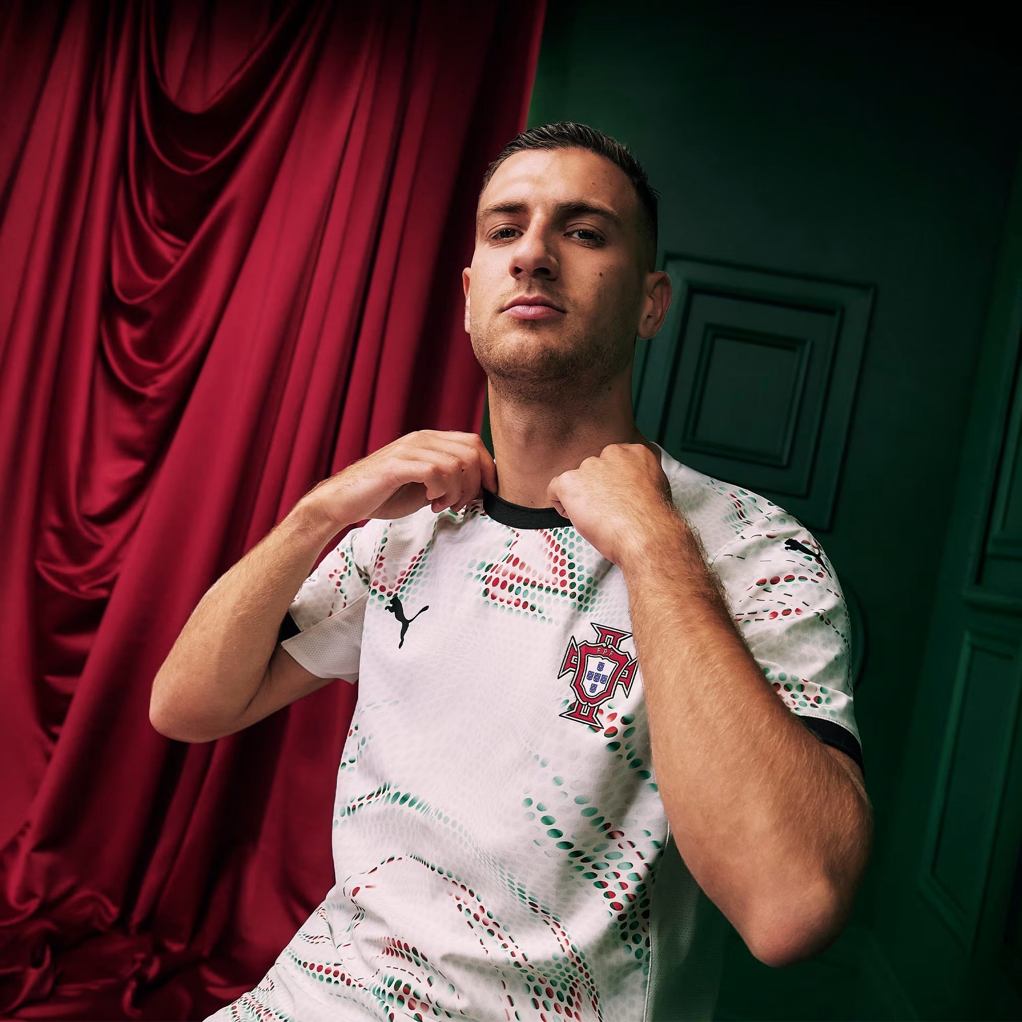 Puma Camisola Alternativa Portugal 25/26 Branca Puma