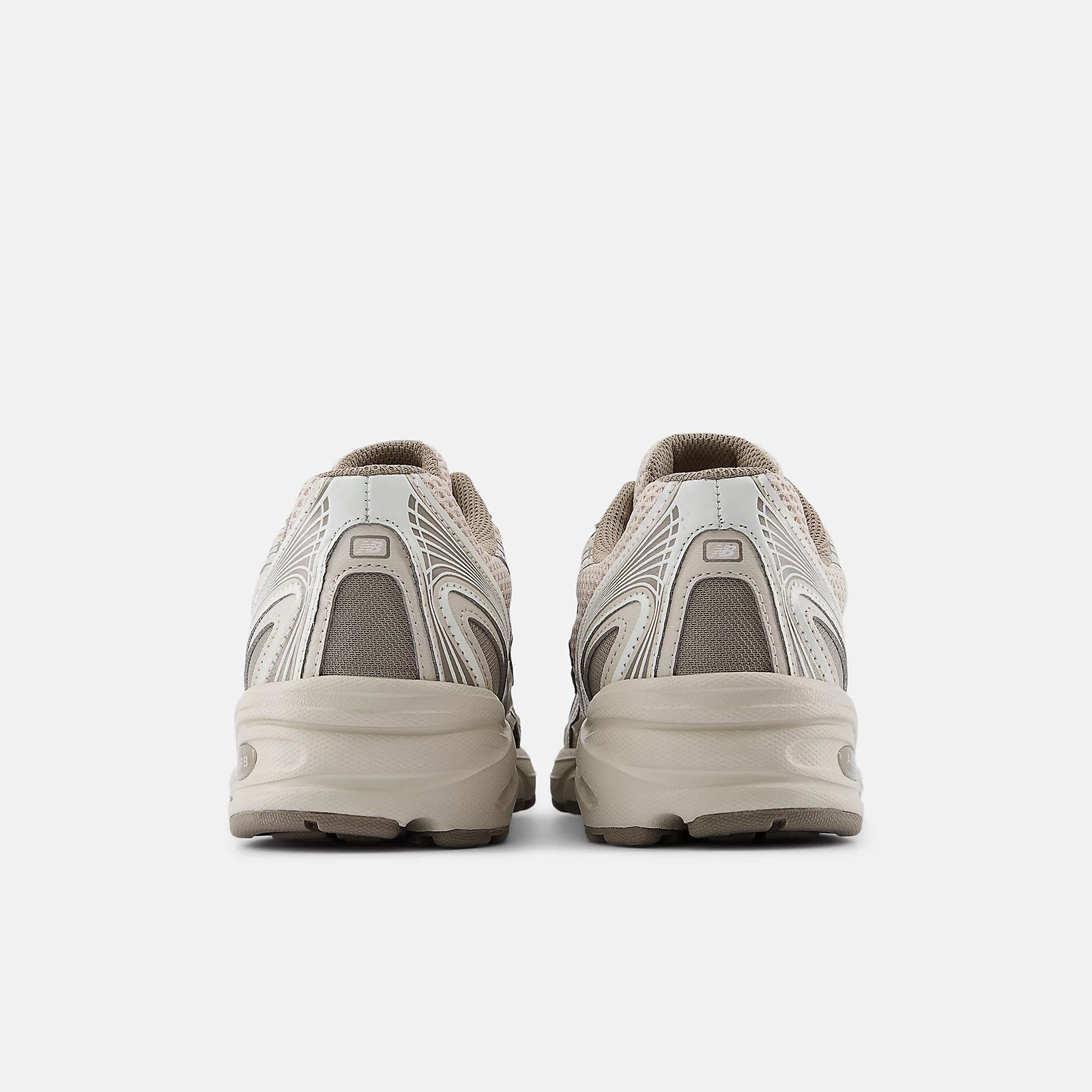 Sapatilhas New Balance 740 Bege/Castanho New Balance