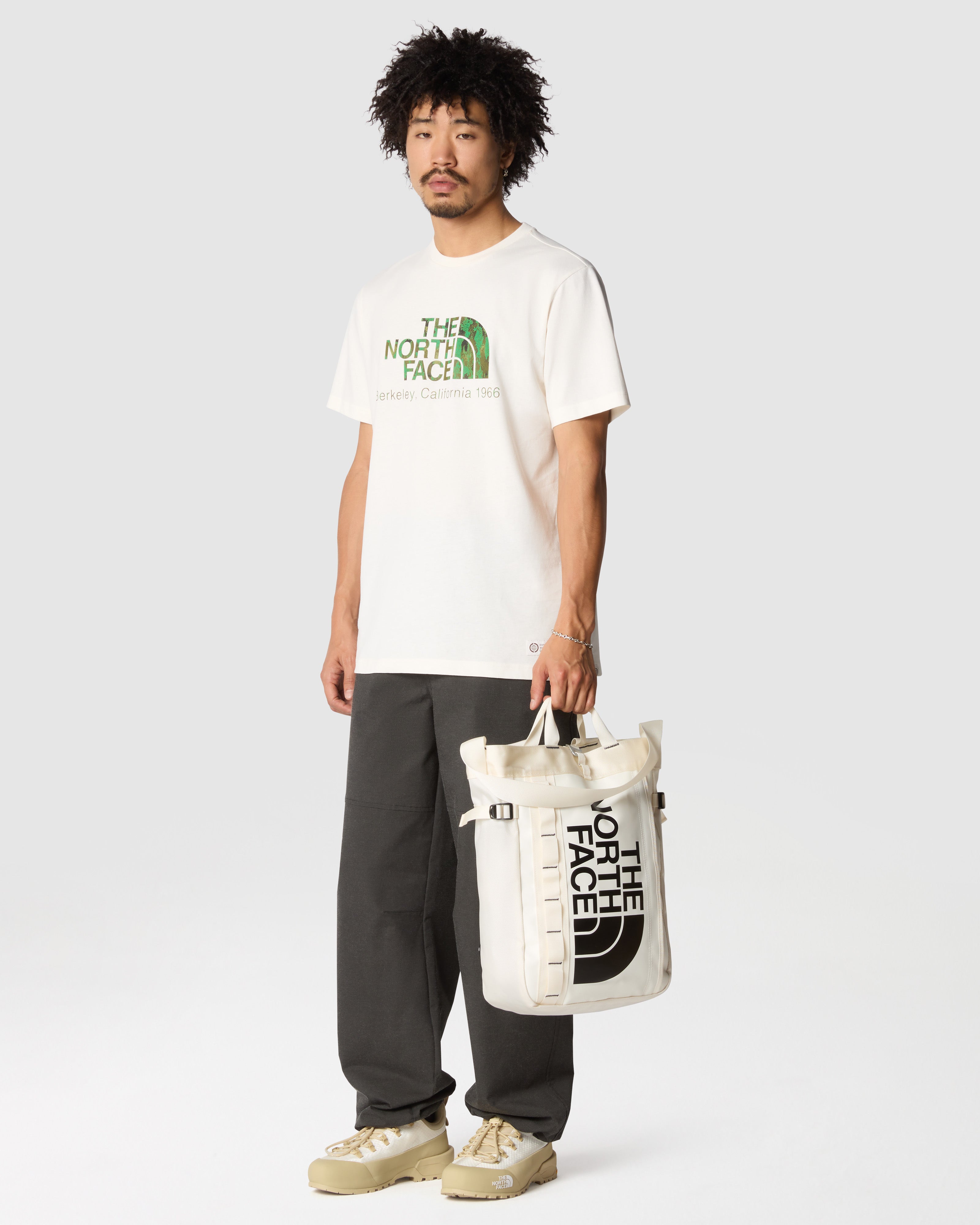 T-Shirt The North Face M Berkeley California Homem Branca