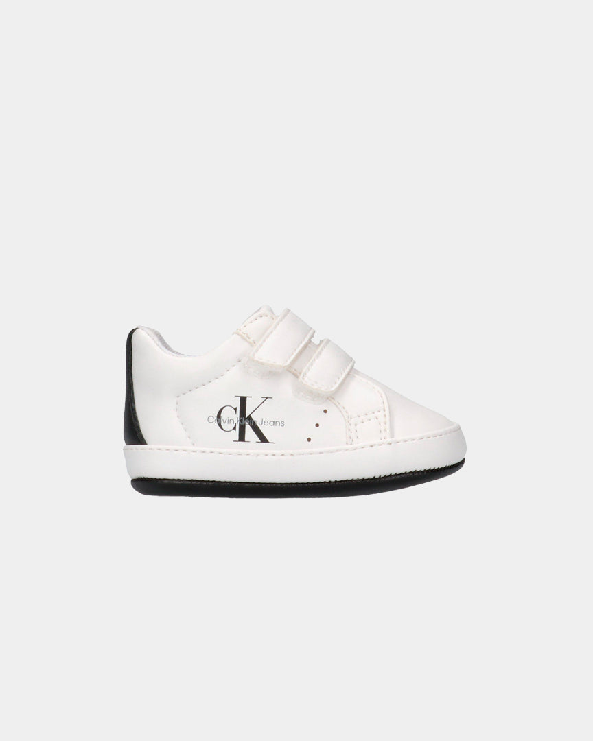Calvin Klein Low Cut Bebé Branco V0B9-82070-1582X002