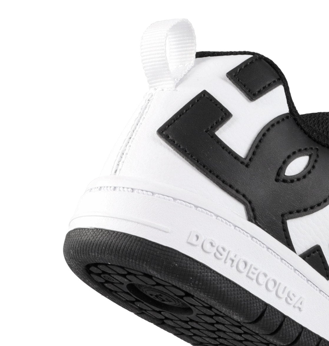 DC Court Graffik Branco/Preto DC