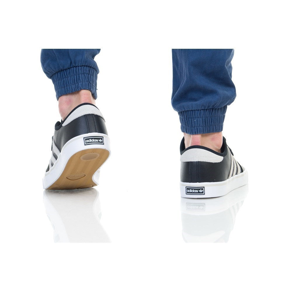 Adidas Seeley Preta Adidas