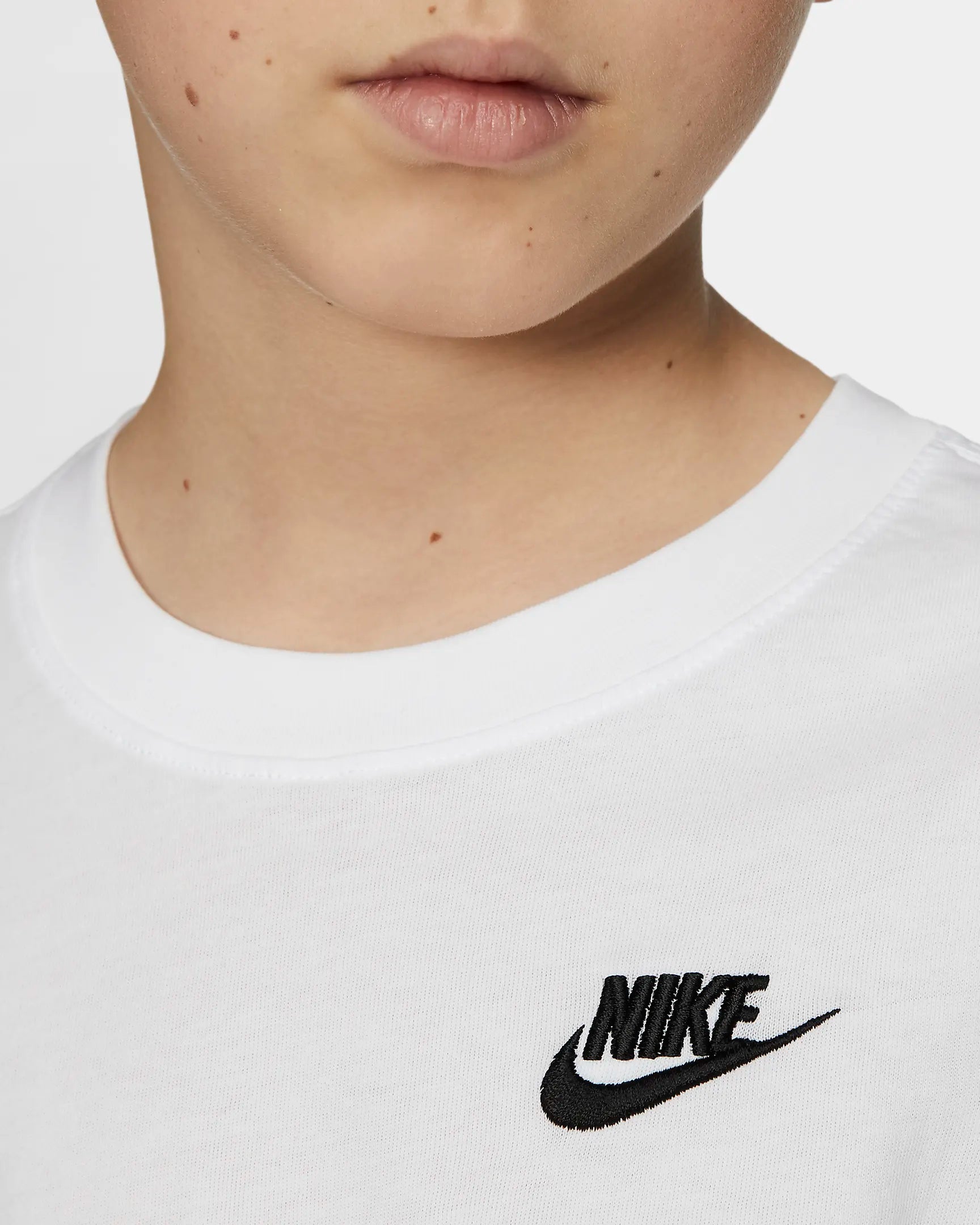 Nike T-Shirt Sportswear Júnior Branca Nike