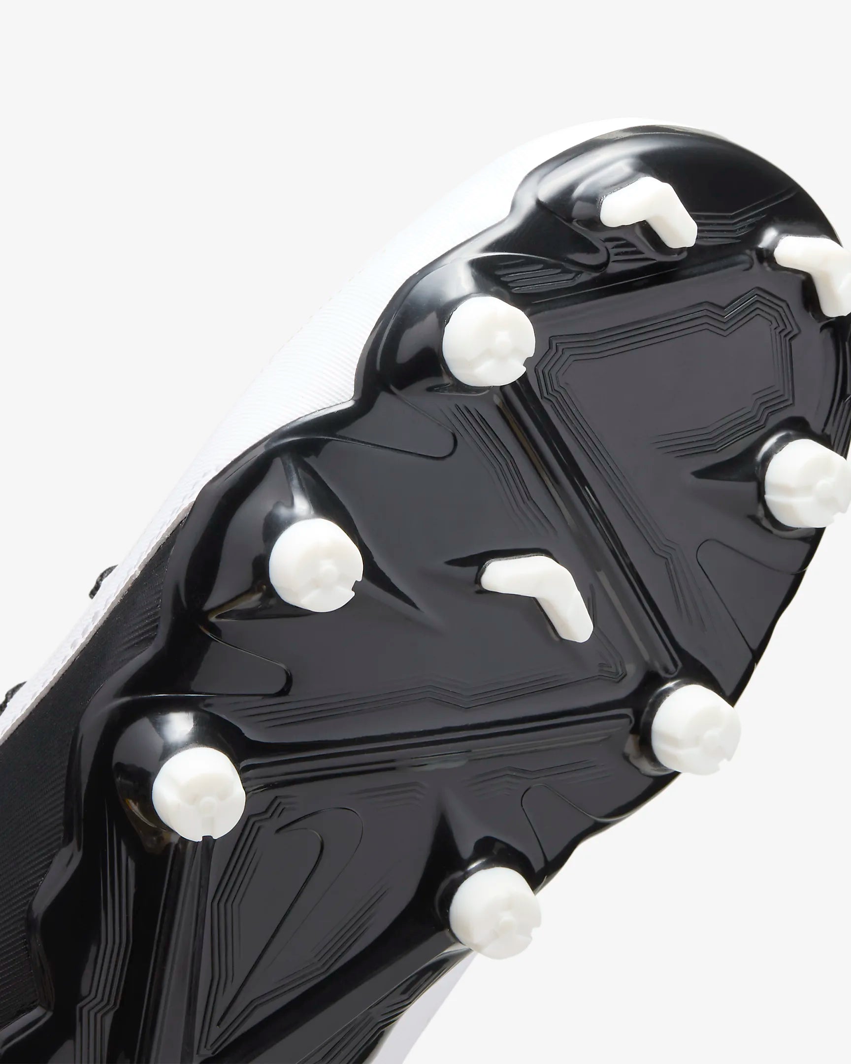 Nike Phantom Luna II Acad FG/MG Branco/Preto Nike