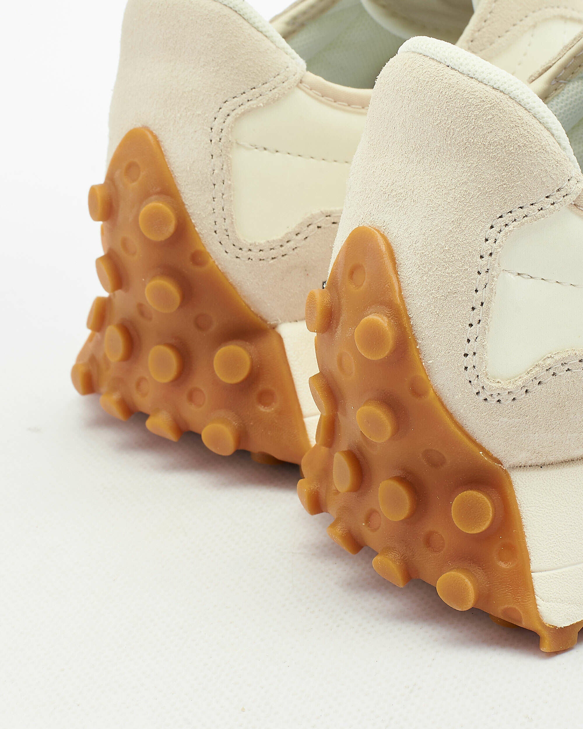 New Balance 327 Bege/Marinho New Balance