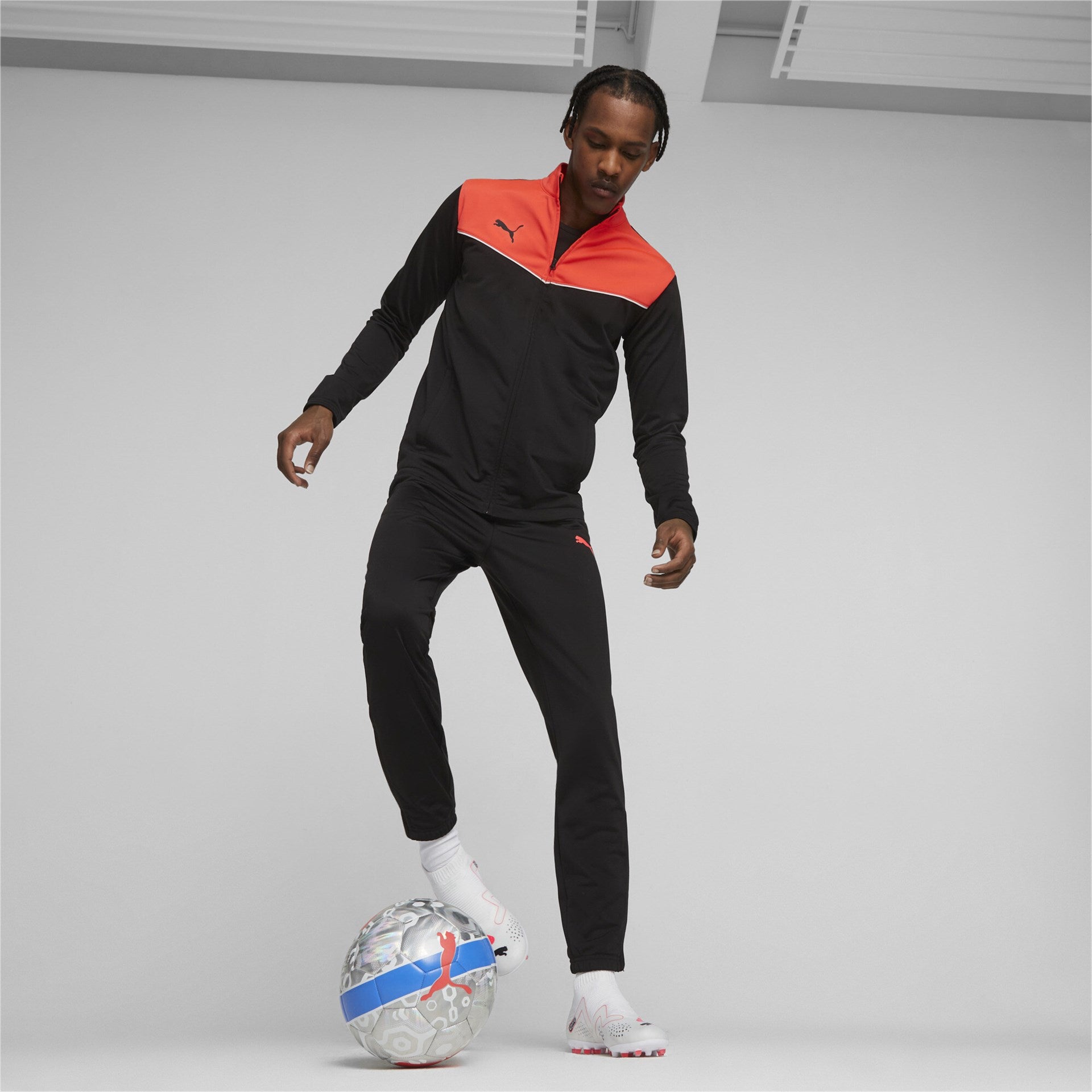 Puma Future Pro MG Branca/Vermelha Puma