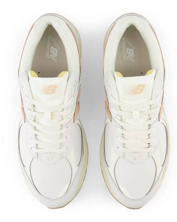 New Balance 2002R Branca/Bege New Balance
