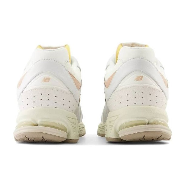 New Balance 2002R Branca/Bege New Balance