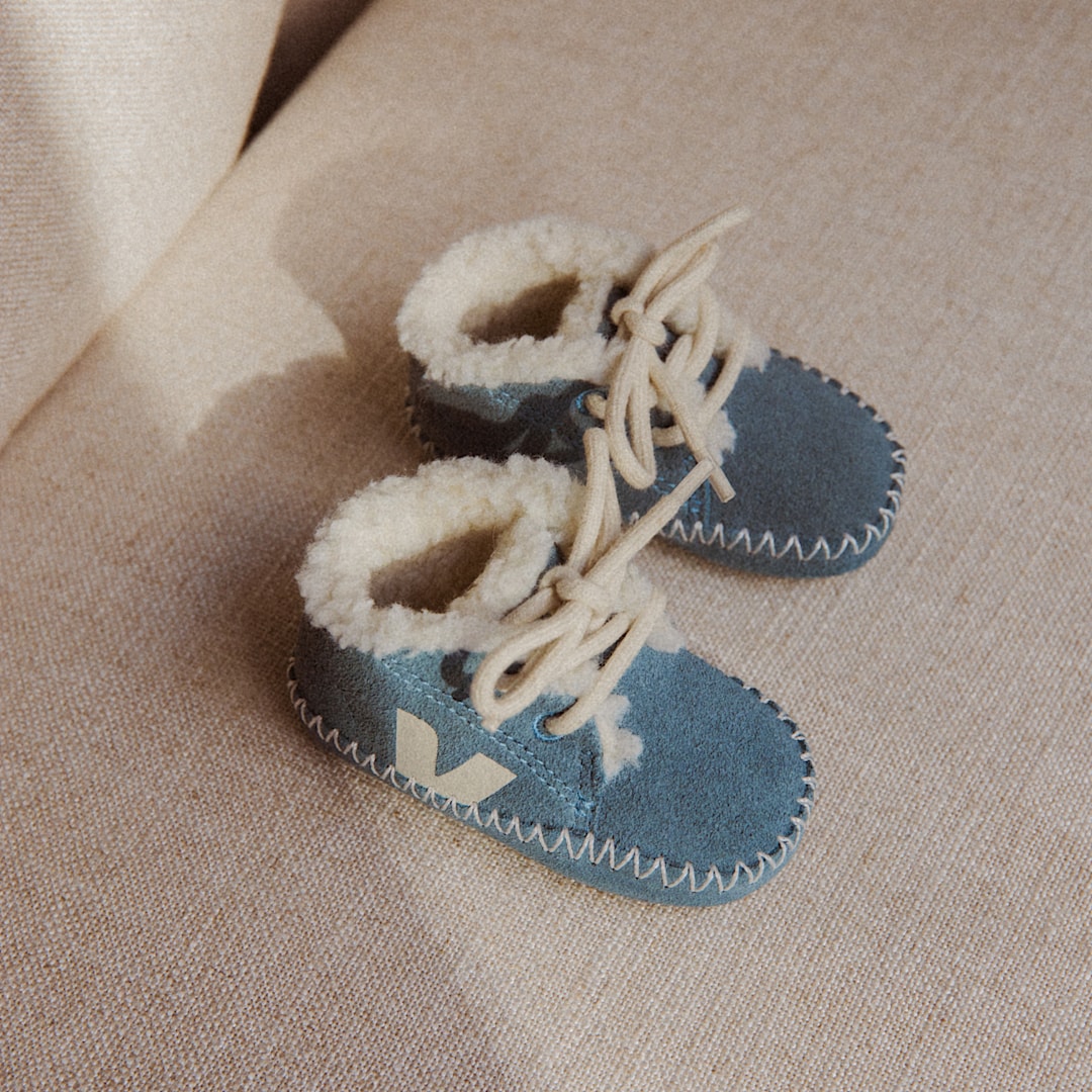 Veja Baby Winter Light ZZ Suede Azul Veja