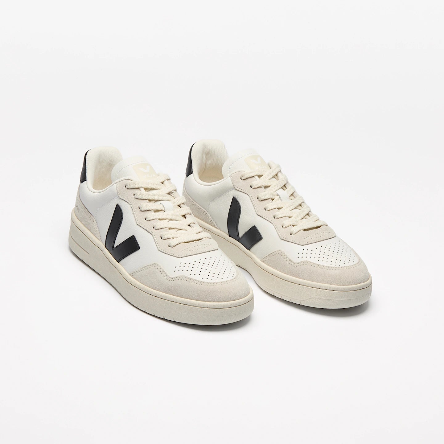 Veja V-90 O.T Leather Branco/Preto Veja