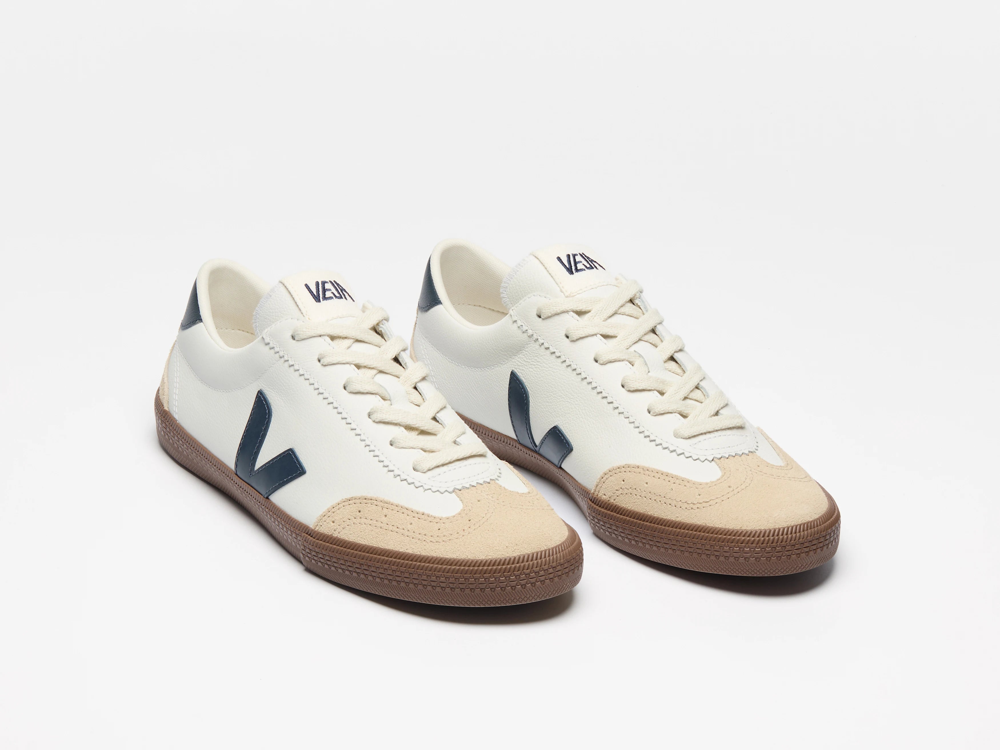 Veja Volley O.T Leather Branco/Marinho Veja