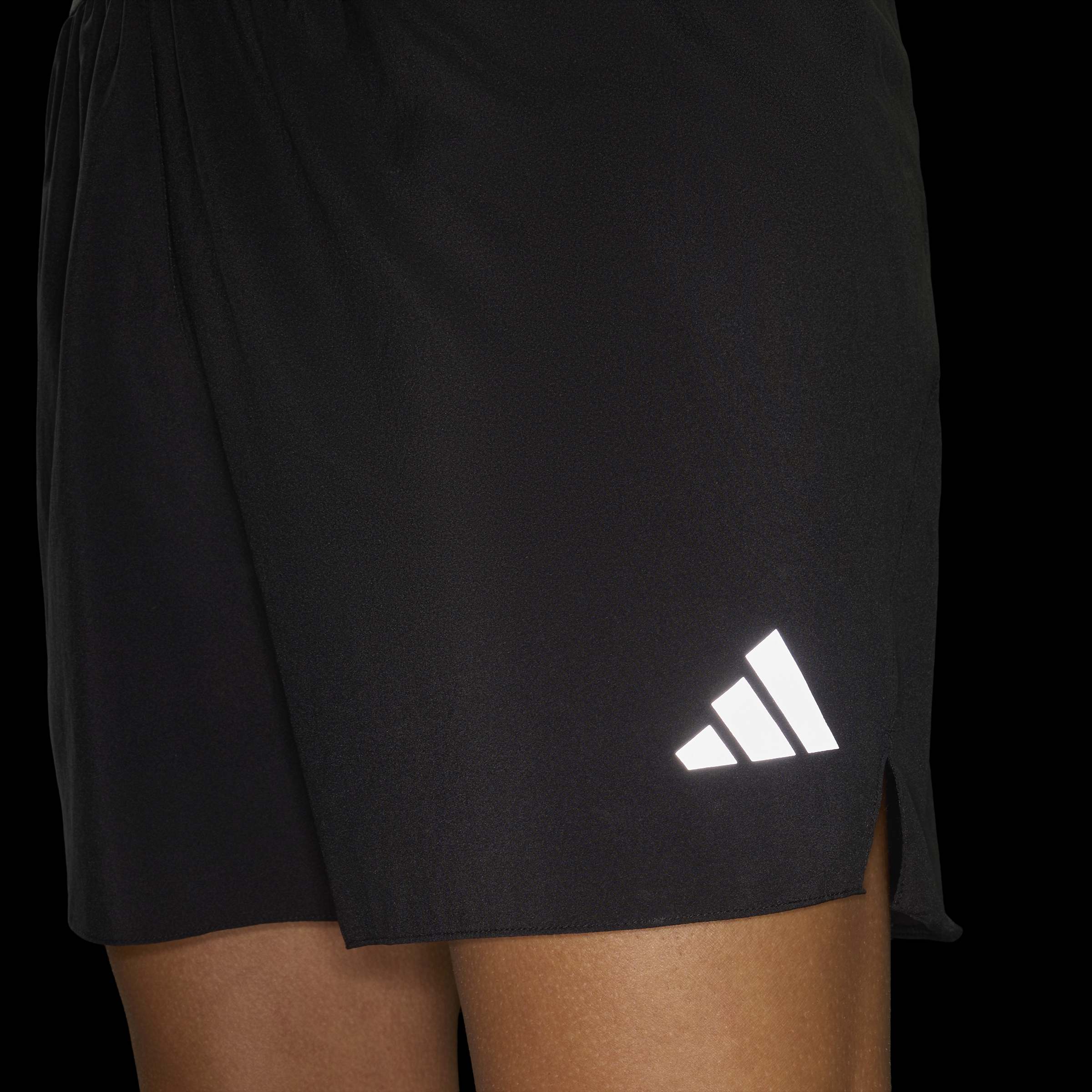 Calções de Treino Homem Adidas Run Pretos Adidas 