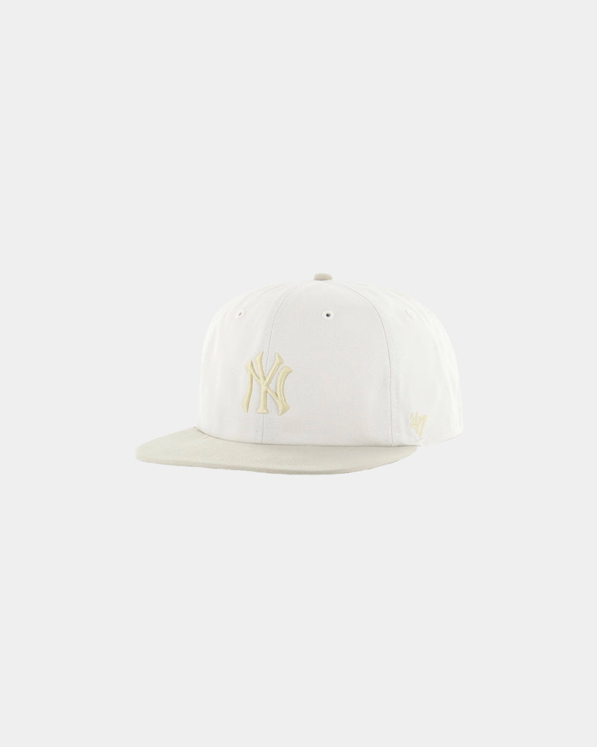 47´ Boné New York Yankees Captain Branco 