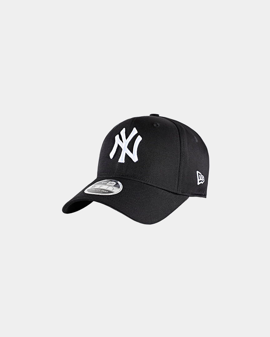 Boné 9FORTY New York Yankees Stretch Preto/Branco New Era 