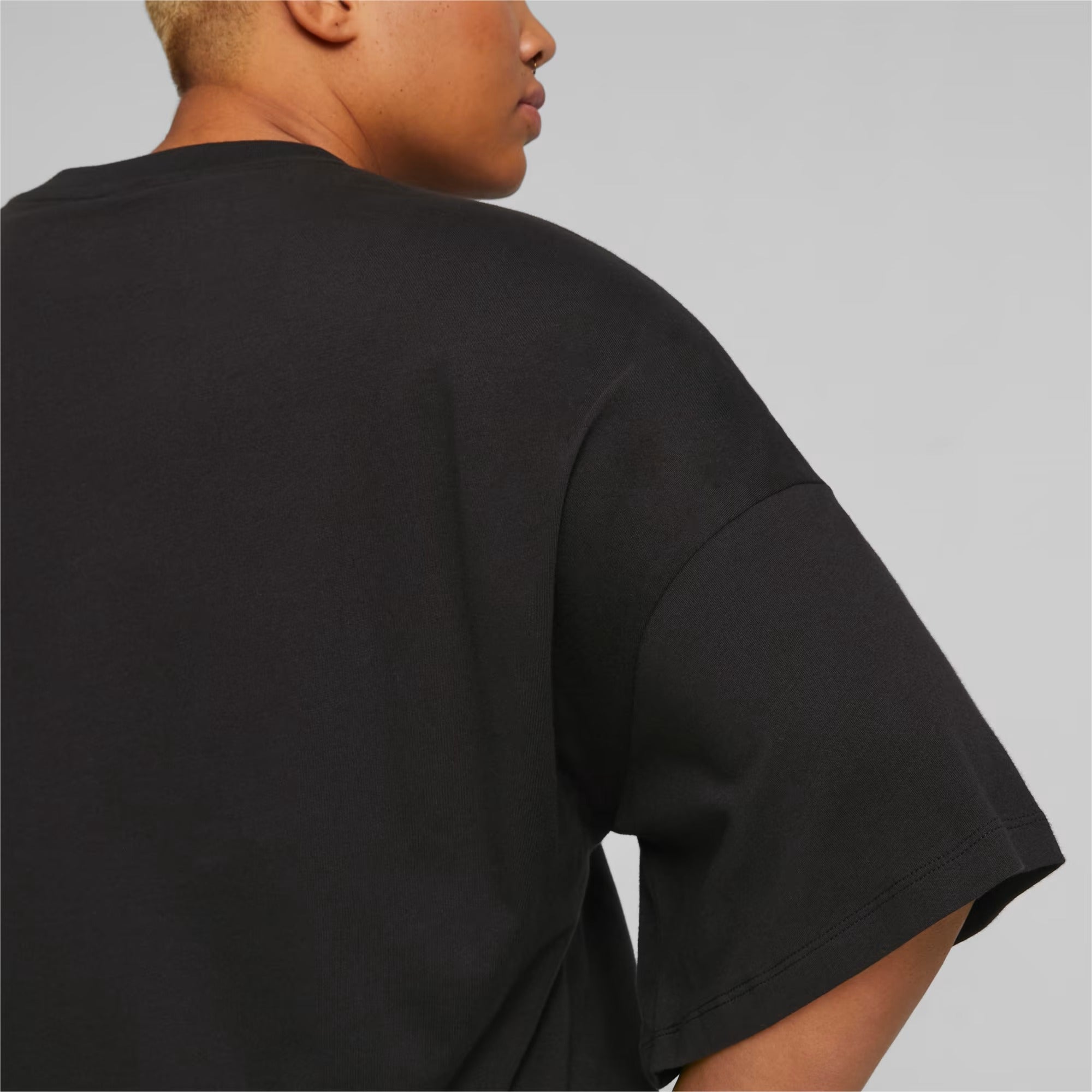 Puma T-shirt Classic Oversized Preta Puma