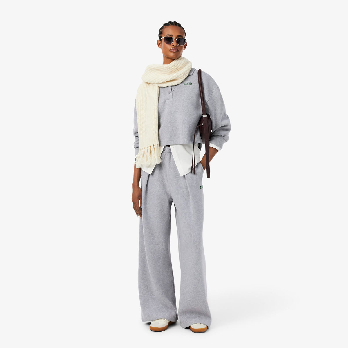Calças de Fato de Treino Mulher Lacoste de Corte Evasê Canelado Cinza Lacoste 