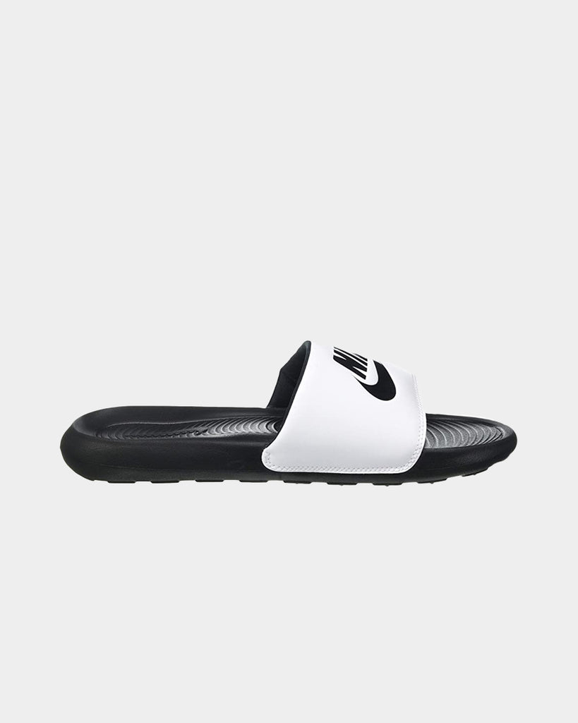 Chinelos Nike Victori One Slide Preta FCN9675005
